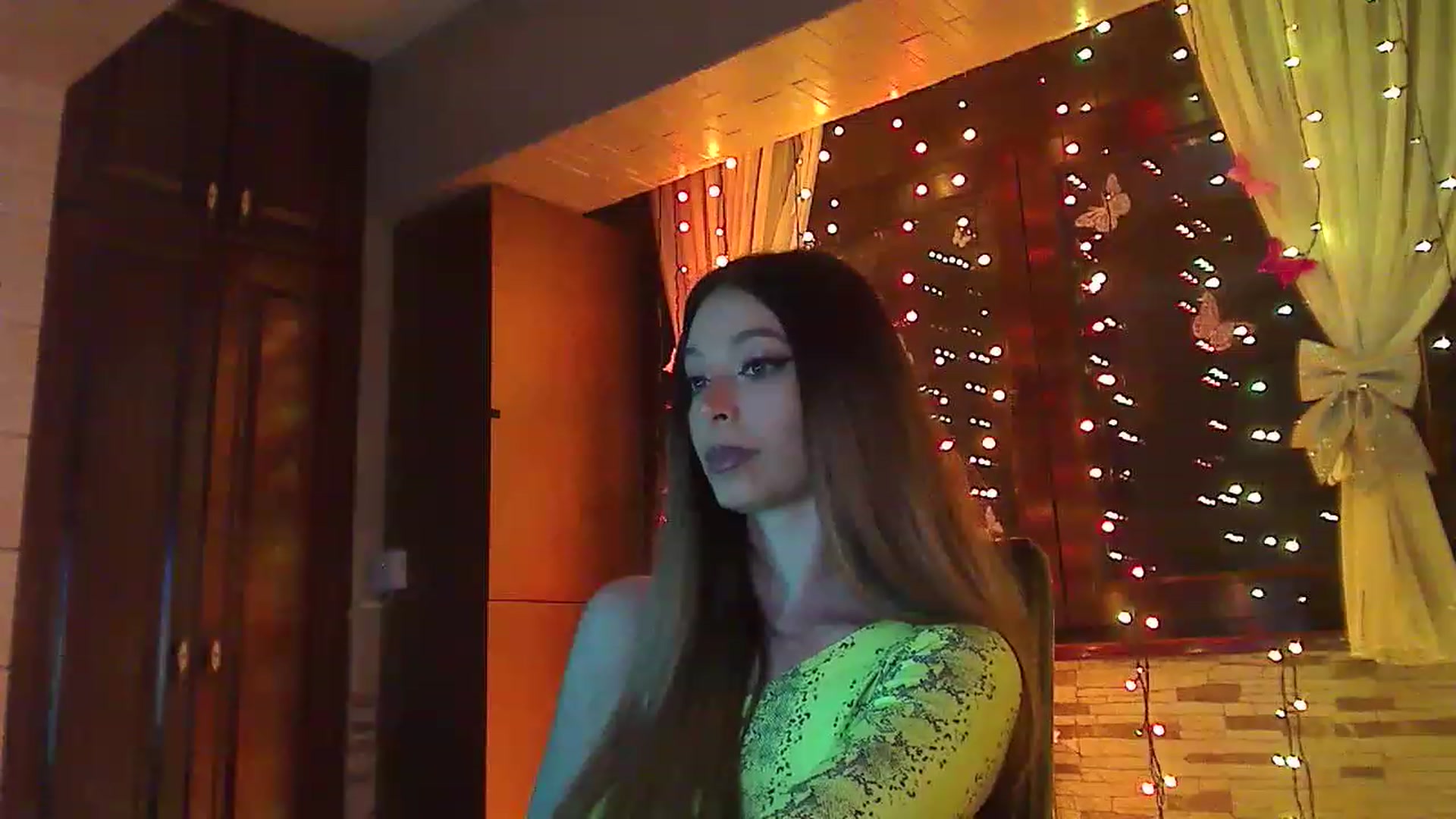 Gallery image thumbnail from No_bo_dy's myfreecams stream on, 03/24/2023, 01:16 image 19 of 20