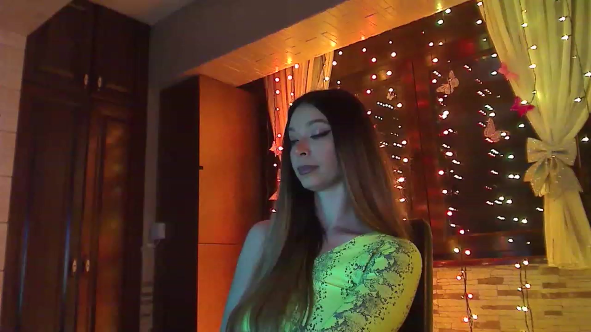 Gallery image thumbnail from No_bo_dy's myfreecams stream on, 03/24/2023, 01:16 image 9 of 20