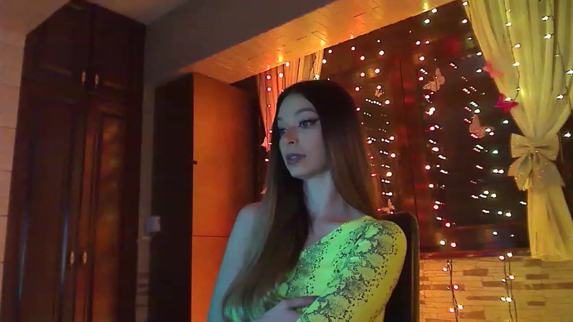 Gallery image thumbnail from No_bo_dy's myfreecams stream on, 03/24/2023, 01:16 image 8 of 20