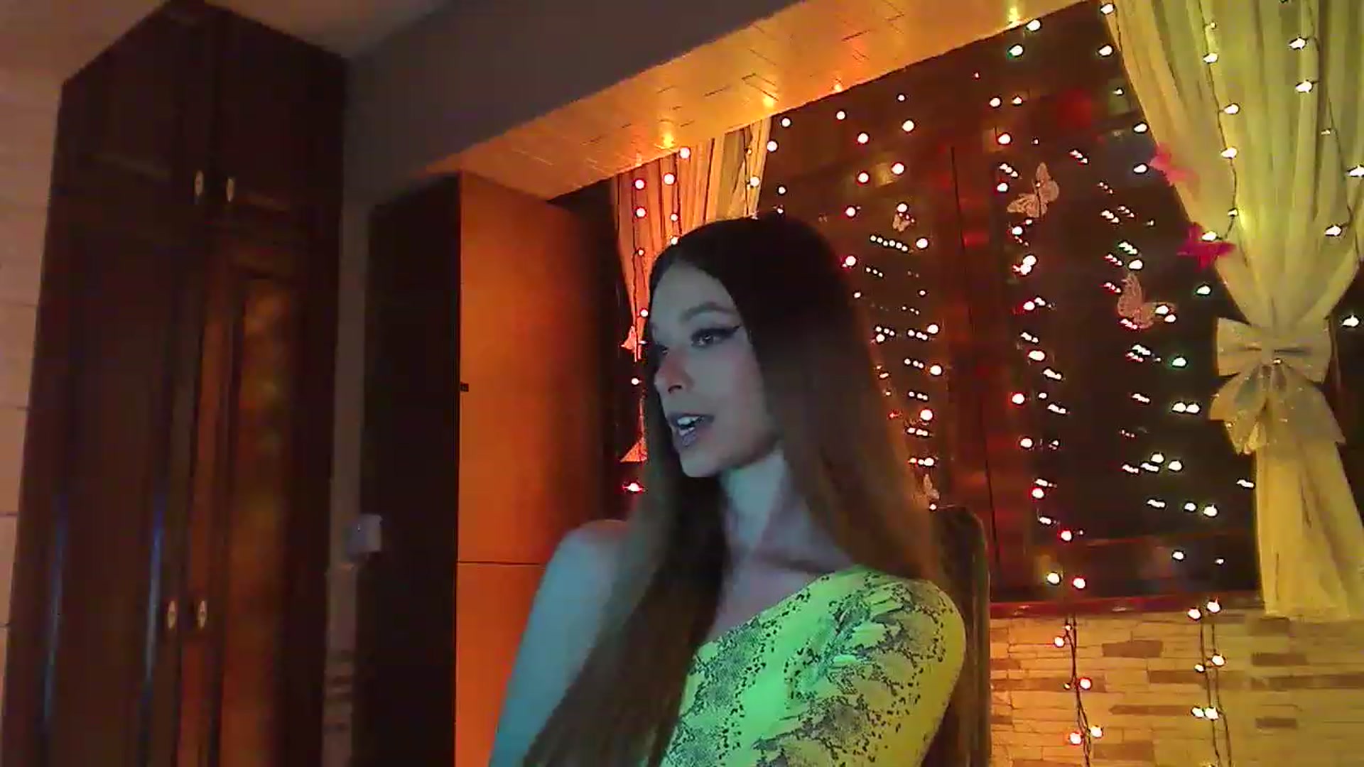 Gallery image thumbnail from No_bo_dy's myfreecams stream on, 03/24/2023, 01:16 image 14 of 20