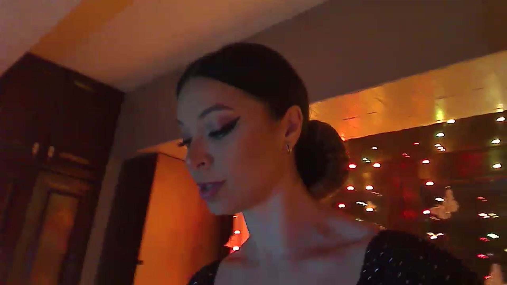 Gallery image thumbnail from No_bo_dy's myfreecams stream on, 03/25/2023, 22:11 image 15 of 20