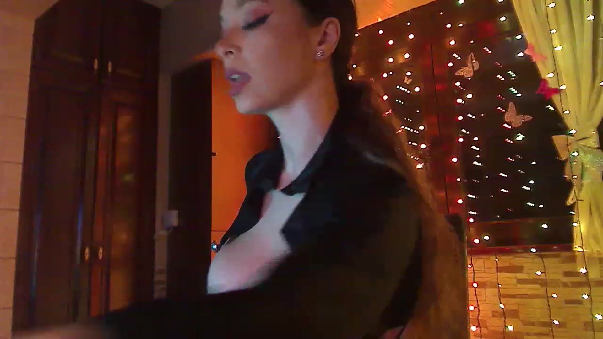 Gallery image thumbnail from No_bo_dy's myfreecams stream on, 03/30/2023, 23:21 image 12 of 20