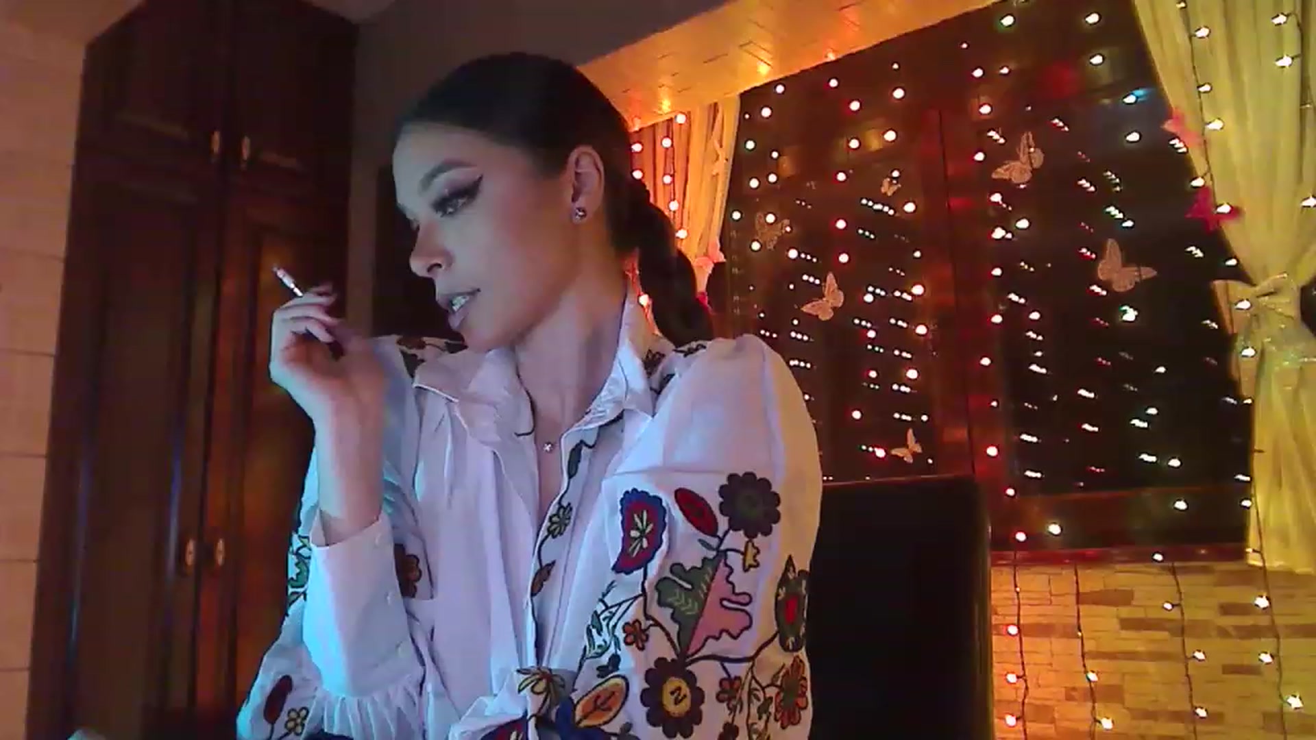 Gallery image thumbnail from No_bo_dy's myfreecams stream on, 04/05/2023, 03:21 image 3 of 20