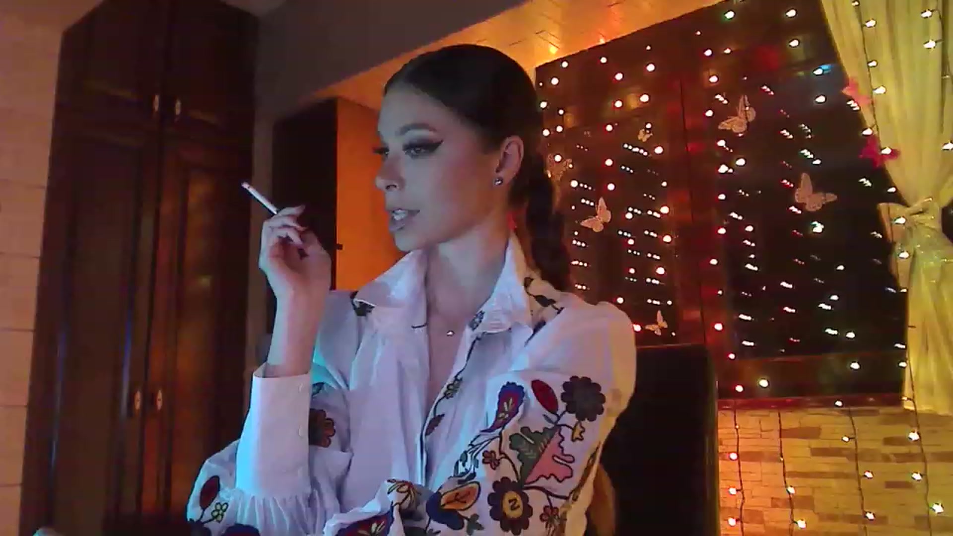 Gallery image thumbnail from No_bo_dy's myfreecams stream on, 04/05/2023, 03:21 image 2 of 20