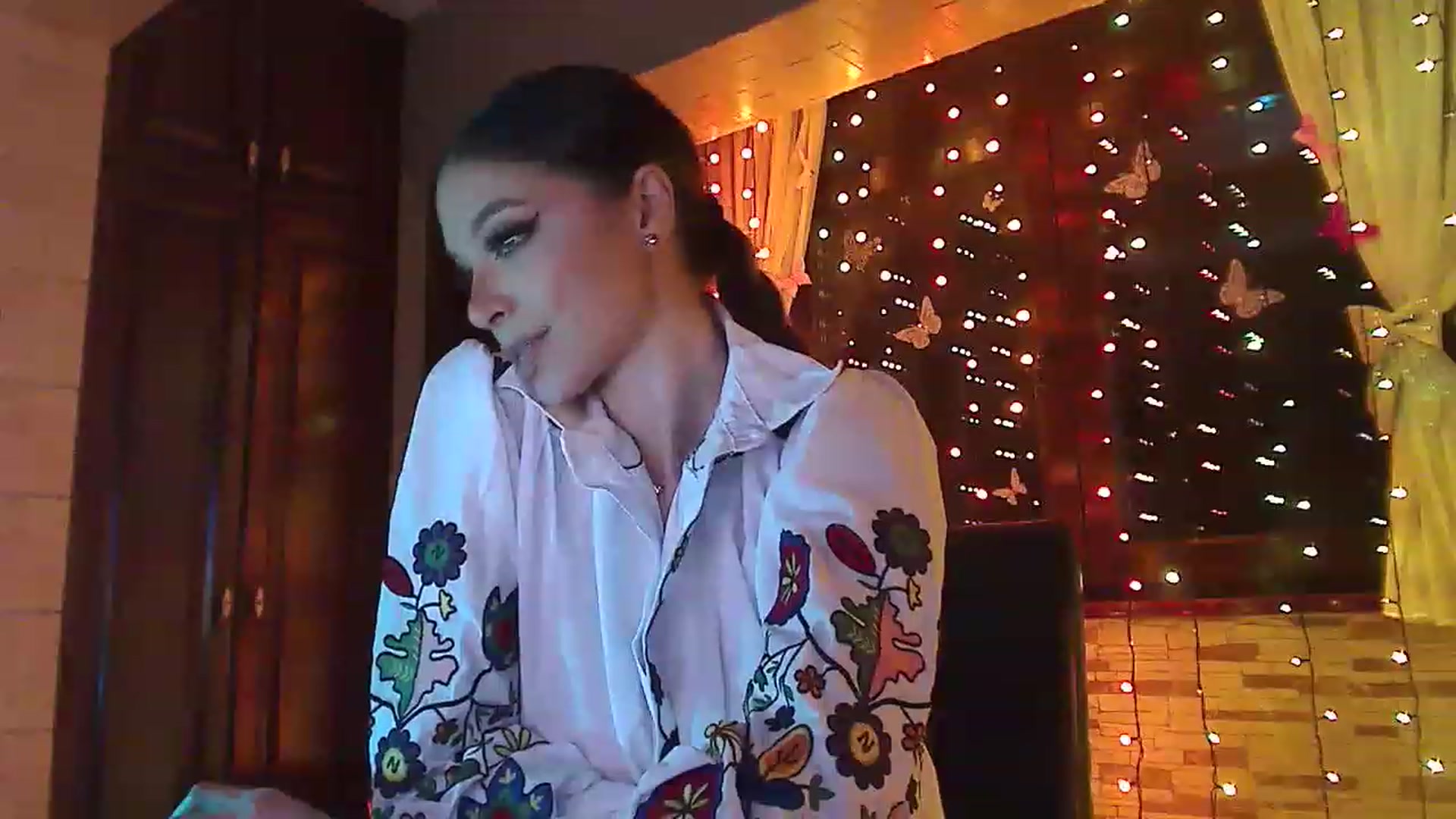 Gallery image thumbnail from No_bo_dy's myfreecams stream on, 04/05/2023, 03:21 image 14 of 20