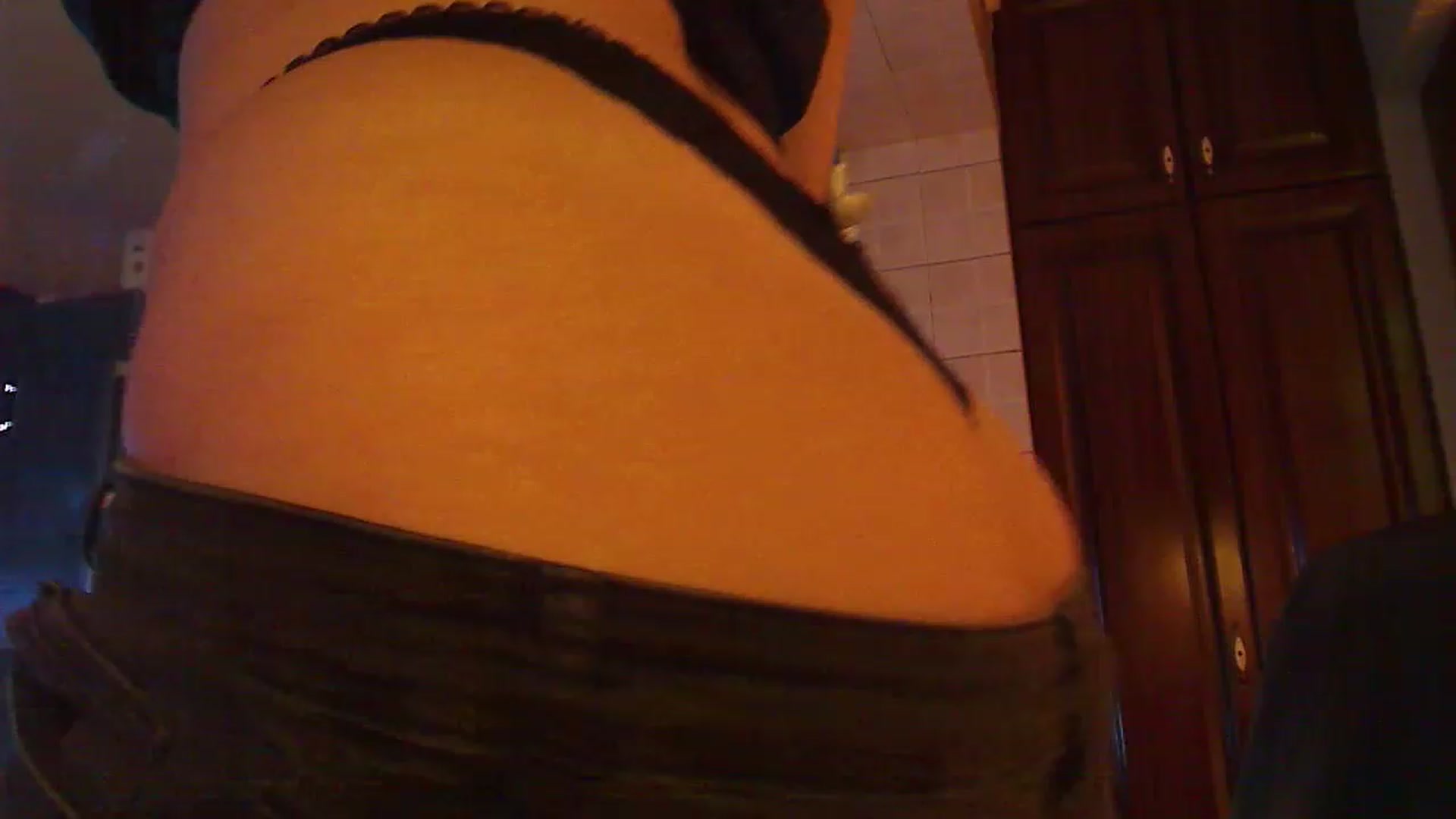 Gallery image thumbnail from No_bo_dy's myfreecams stream on, 04/09/2023, 24:38 image 20 of 20