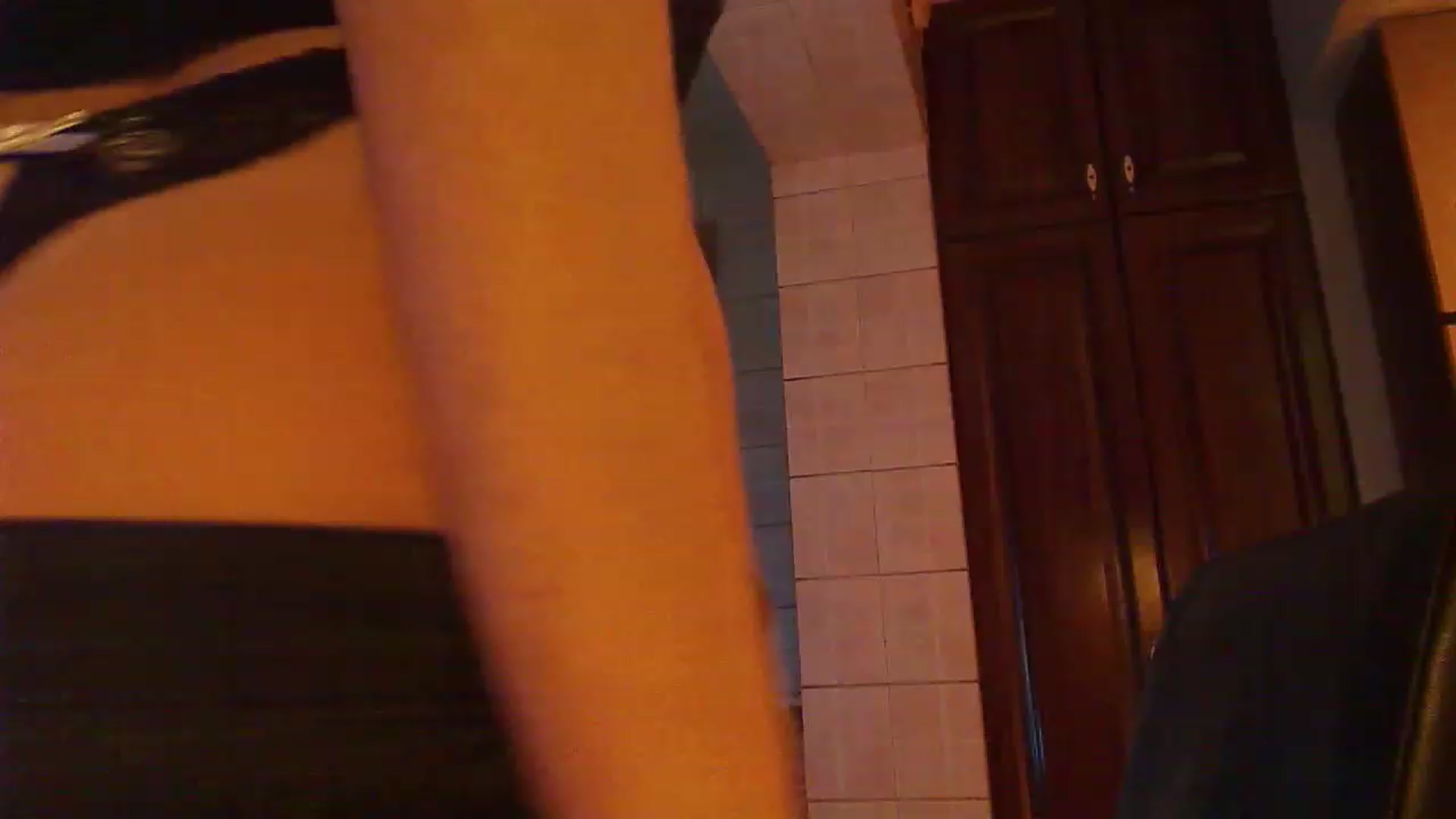 Gallery image thumbnail from No_bo_dy's myfreecams stream on, 04/09/2023, 24:38 image 15 of 20