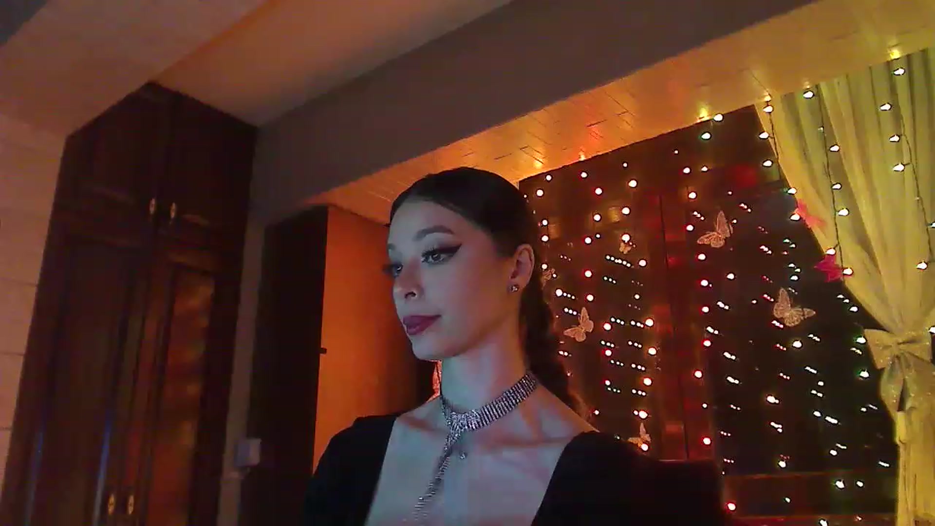 Gallery image thumbnail from No_bo_dy's myfreecams stream on, 04/13/2023, 02:52 image 11 of 20