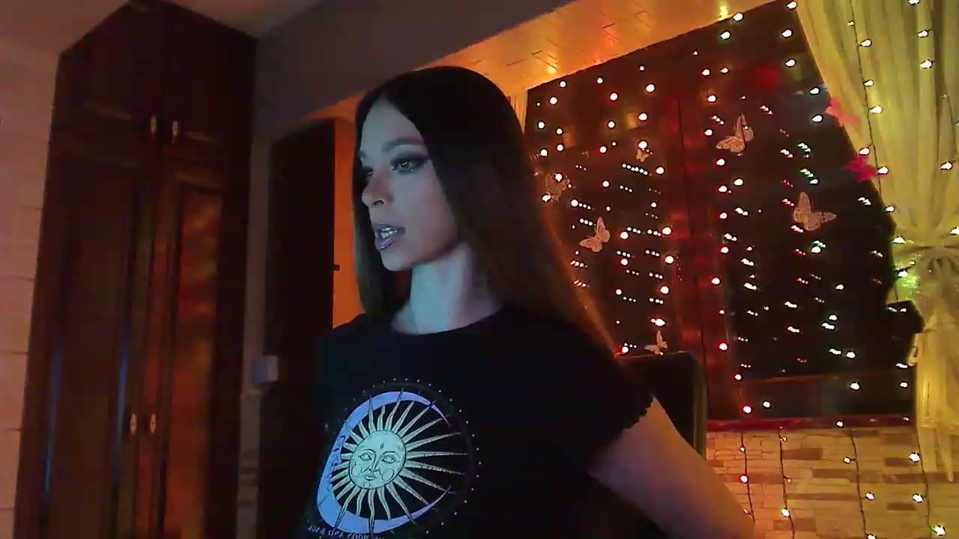 Gallery image thumbnail from No_bo_dy's myfreecams stream on, 04/14/2023, 23:17 image 6 of 20