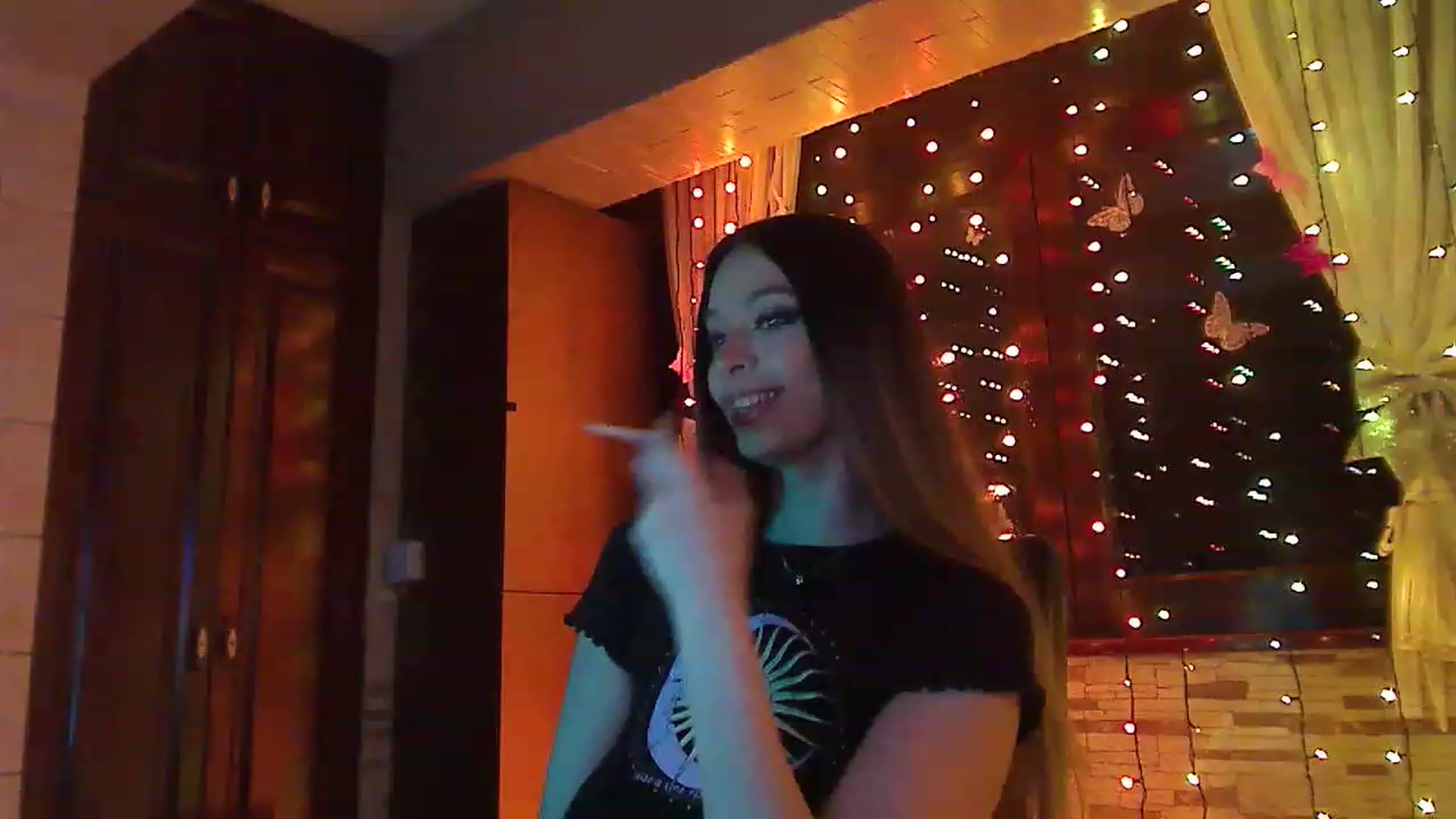 Gallery image thumbnail from No_bo_dy's myfreecams stream on, 04/14/2023, 23:17 image 12 of 20
