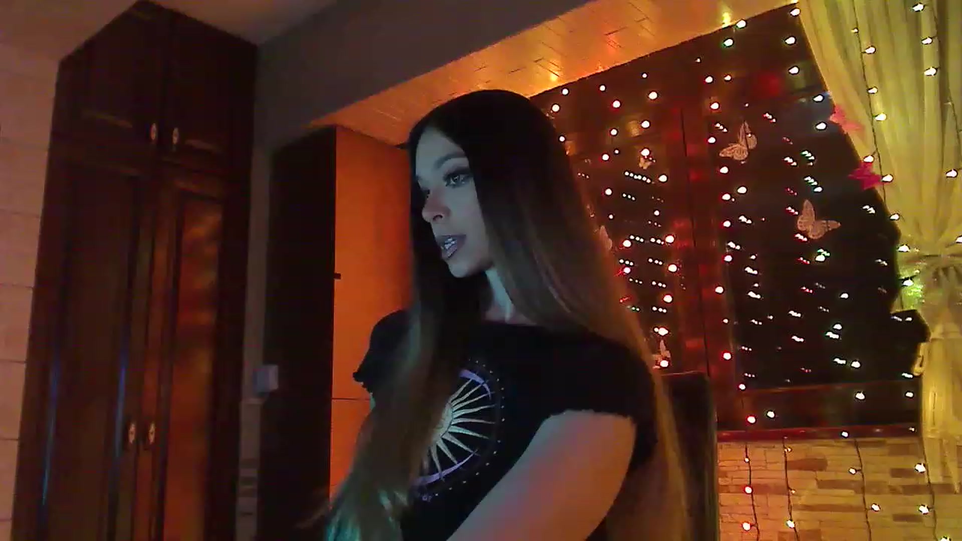 Gallery image thumbnail from No_bo_dy's myfreecams stream on, 04/14/2023, 23:17 image 16 of 20