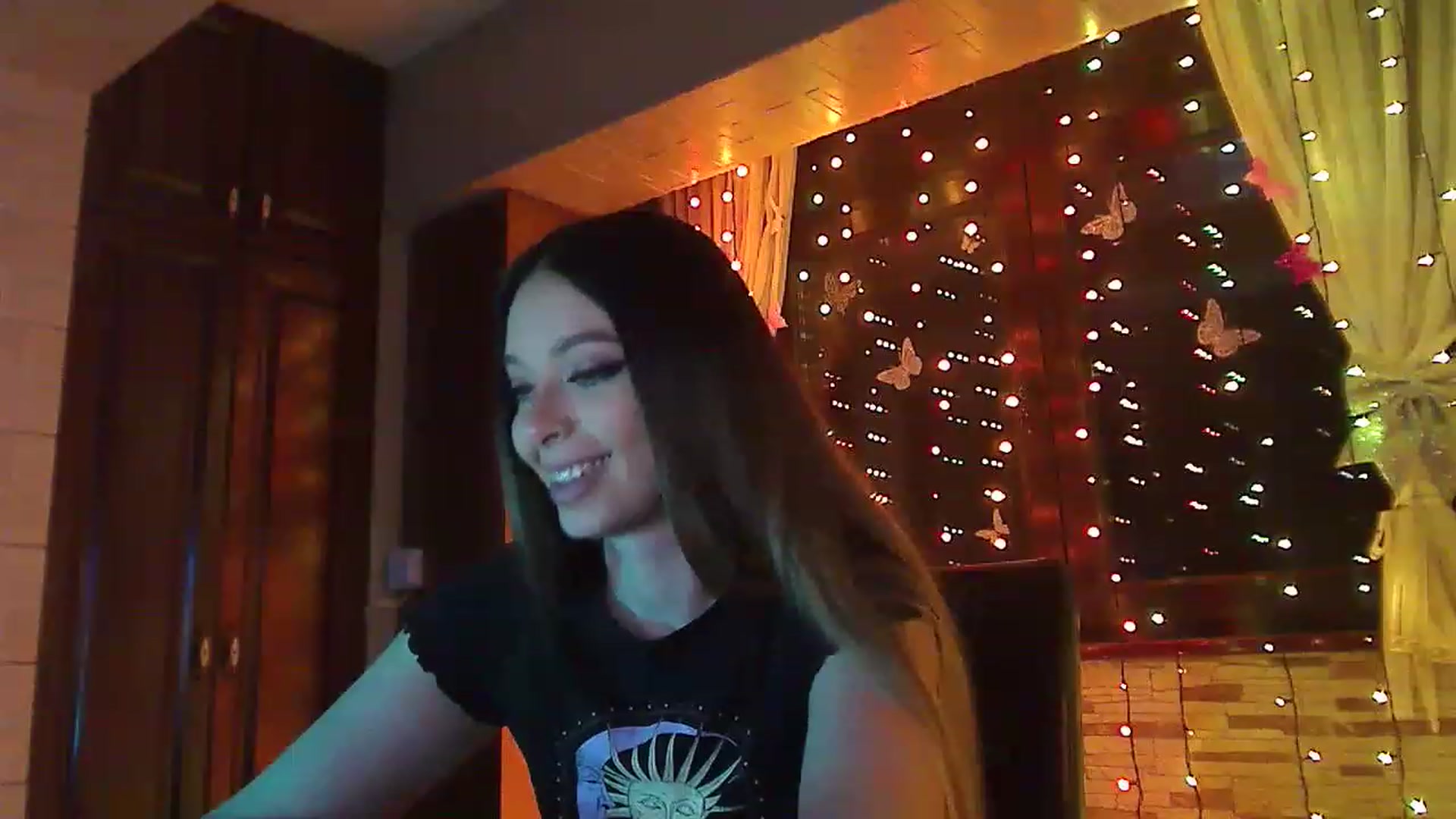 Gallery image thumbnail from No_bo_dy's myfreecams stream on, 04/15/2023, 02:15 image 20 of 20
