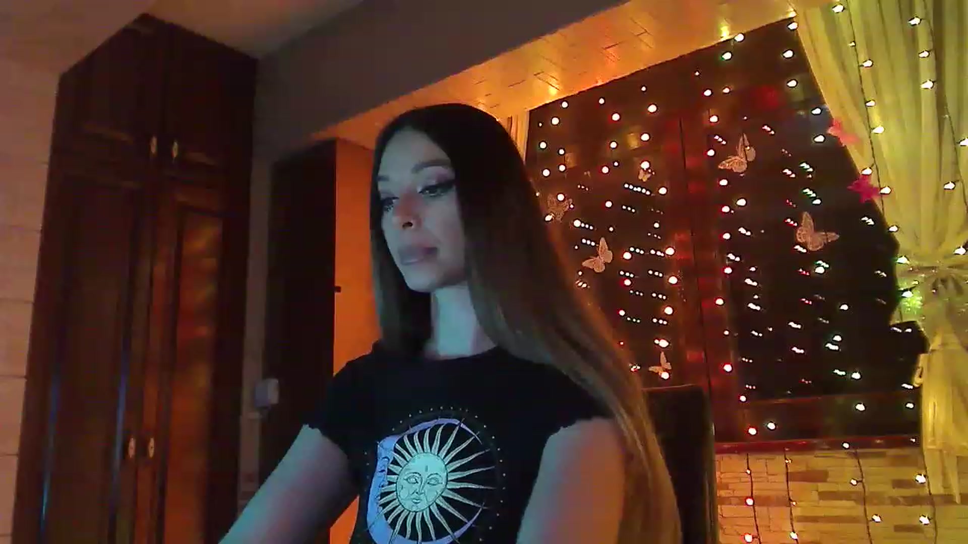 Gallery image thumbnail from No_bo_dy's myfreecams stream on, 04/15/2023, 02:15 image 3 of 20