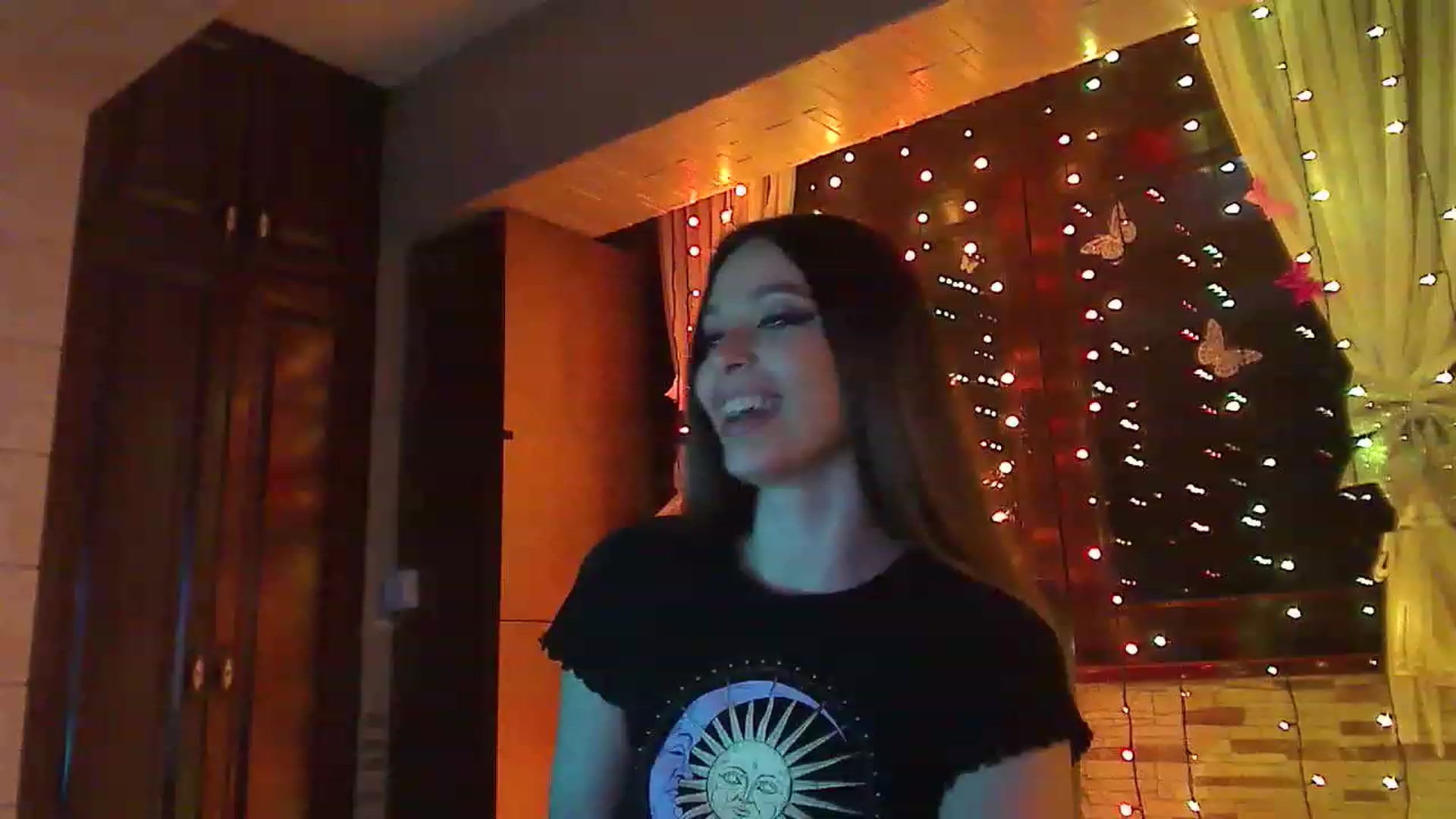 Gallery image thumbnail from No_bo_dy's myfreecams stream on, 04/15/2023, 02:15 image 1 of 20