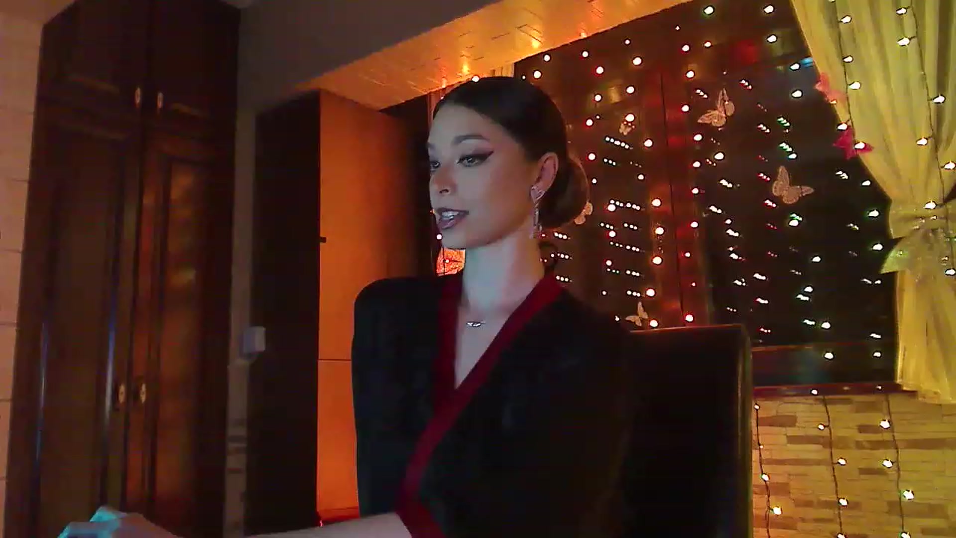Gallery image thumbnail from No_bo_dy's myfreecams stream on, 04/23/2023, 23:37 image 3 of 20