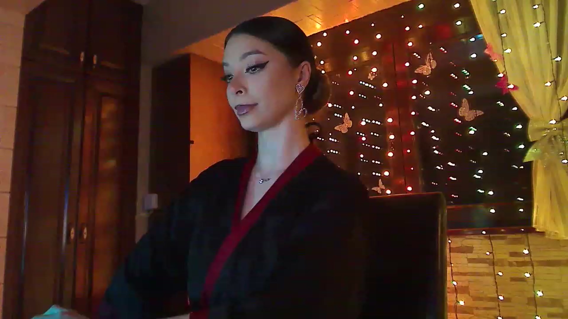 Gallery image thumbnail from No_bo_dy's myfreecams stream on, 04/23/2023, 23:37 image 4 of 20