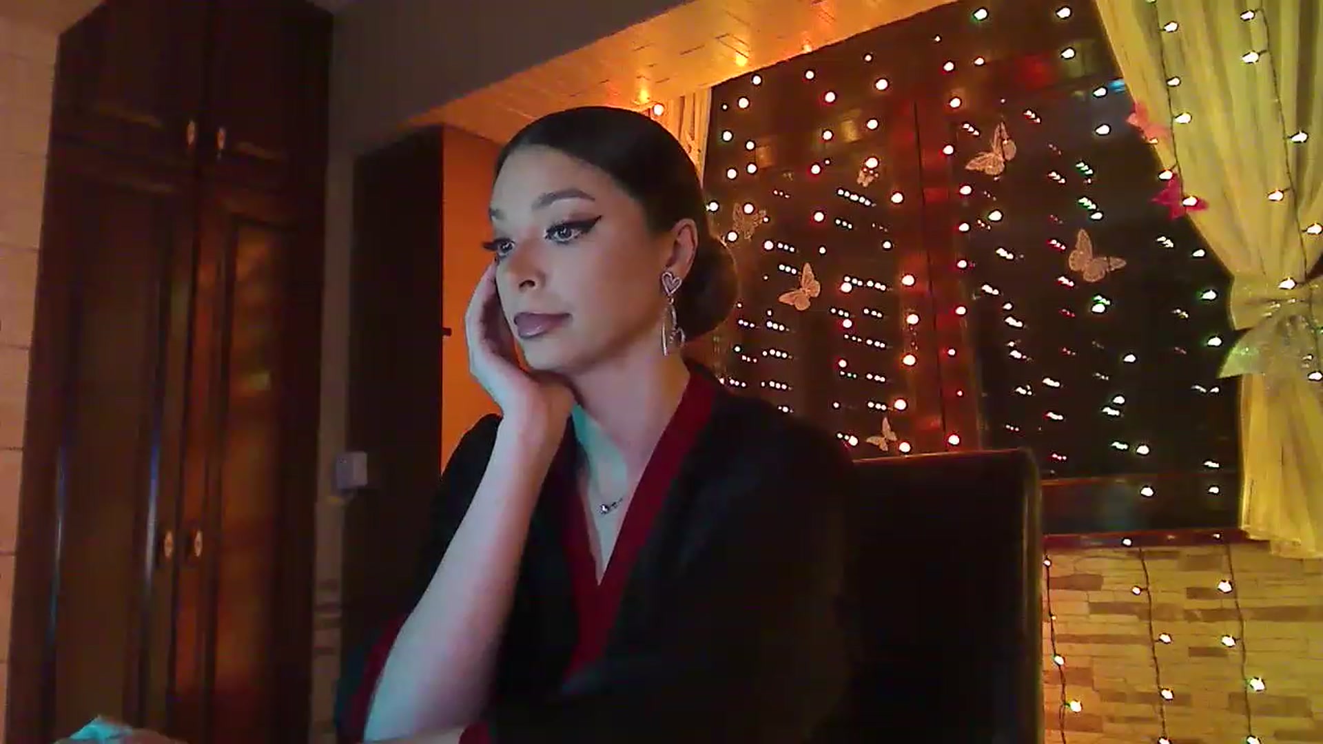 Gallery image thumbnail from No_bo_dy's myfreecams stream on, 04/23/2023, 23:37 image 20 of 20