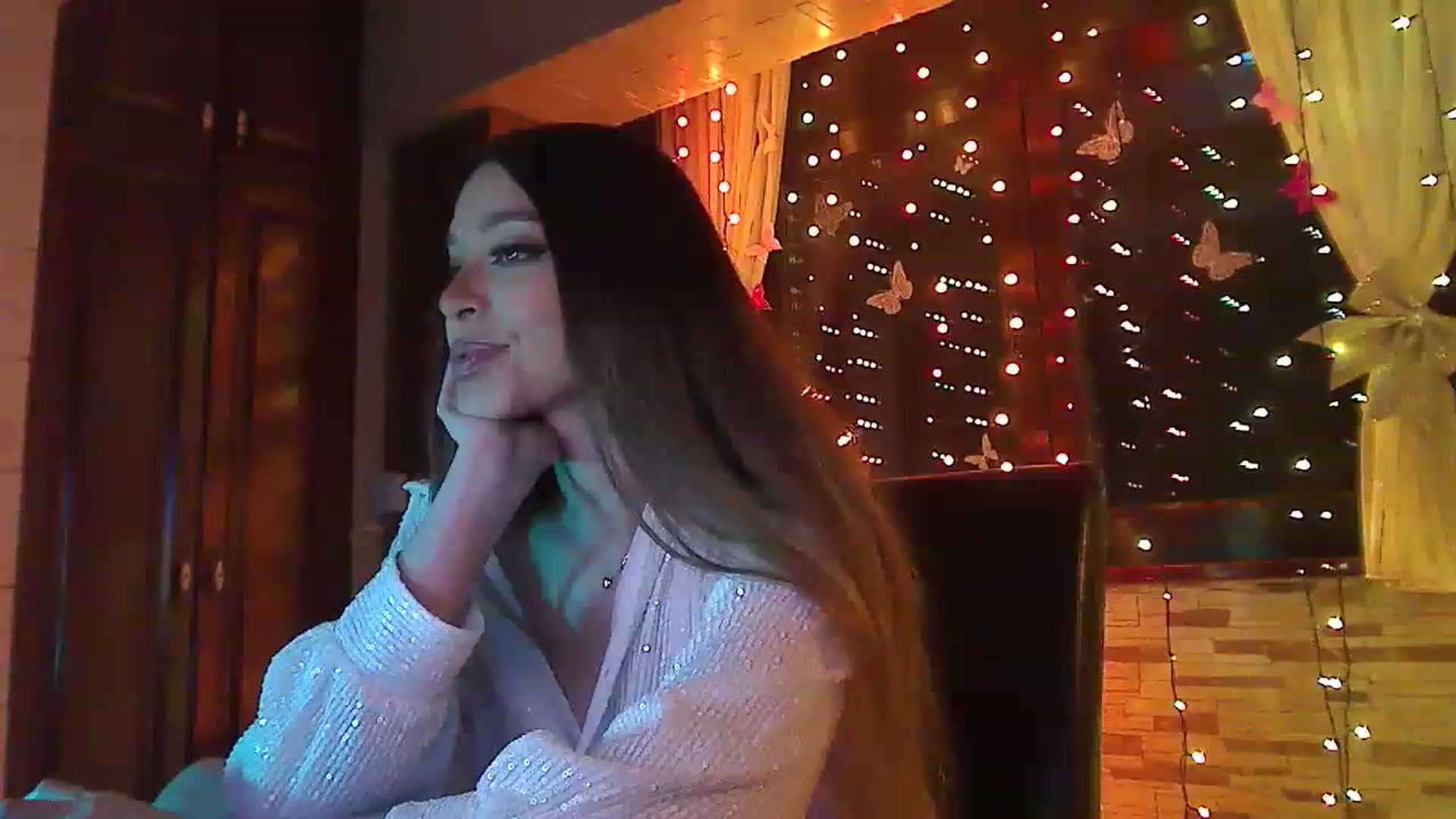 Gallery image thumbnail from No_bo_dy's myfreecams stream on, 04/25/2023, 01:21 image 13 of 20