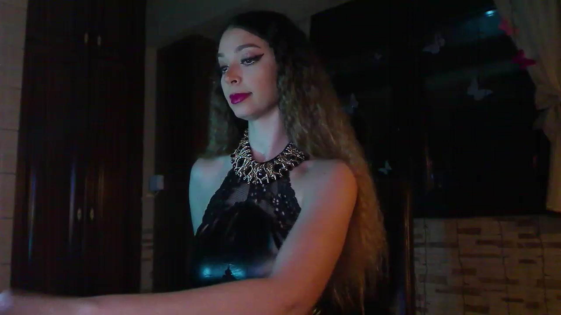 Gallery image thumbnail from No_bo_dy's myfreecams stream on, 04/25/2023, 23:42 image 4 of 20