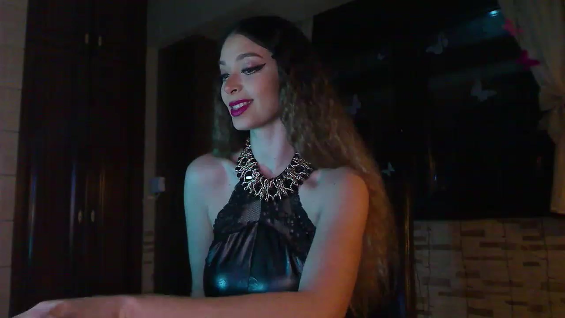Gallery image thumbnail from No_bo_dy's myfreecams stream on, 04/25/2023, 23:42 image 13 of 20