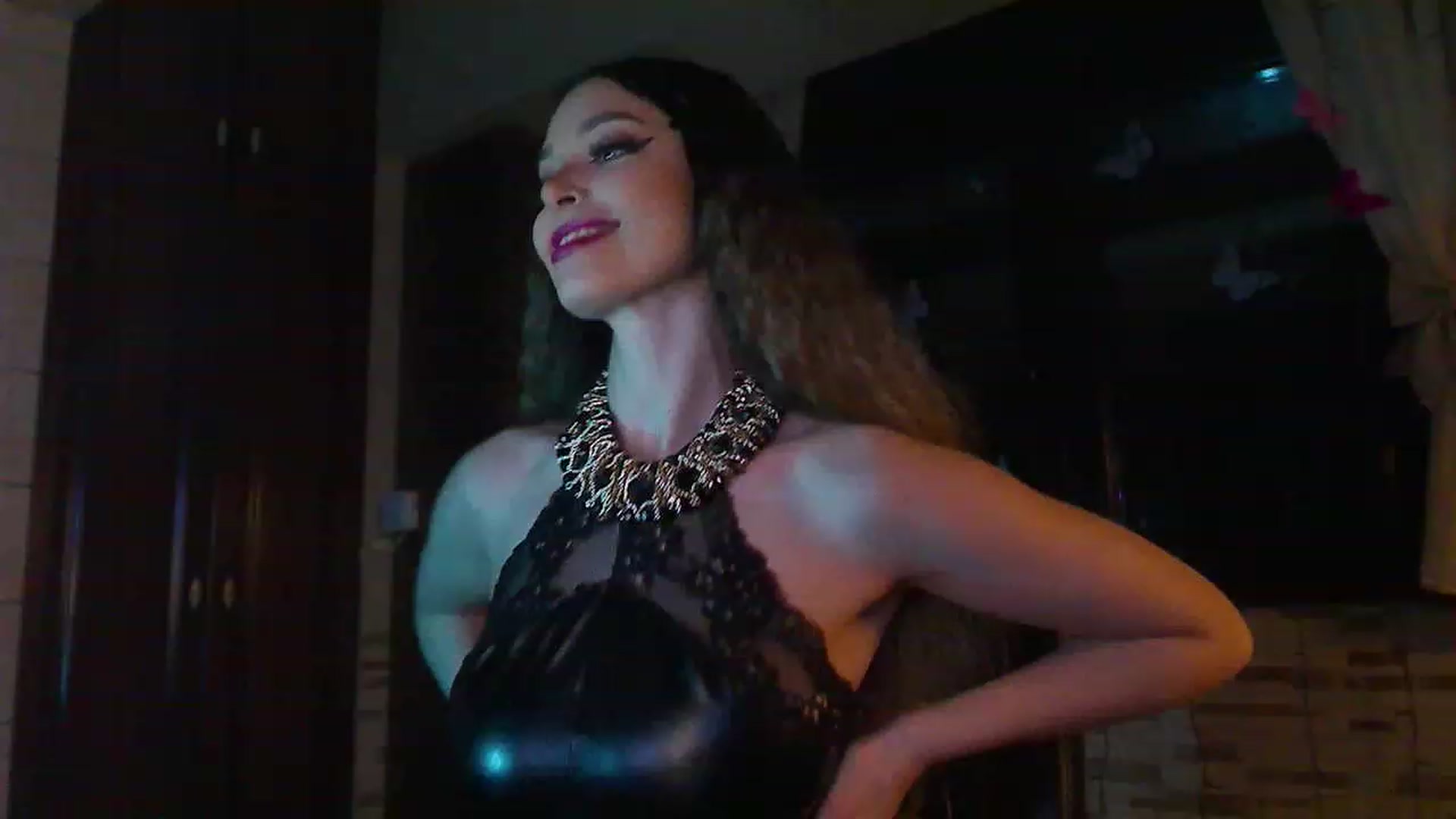 Gallery image thumbnail from No_bo_dy's myfreecams stream on, 04/26/2023, 01:03 image 8 of 20