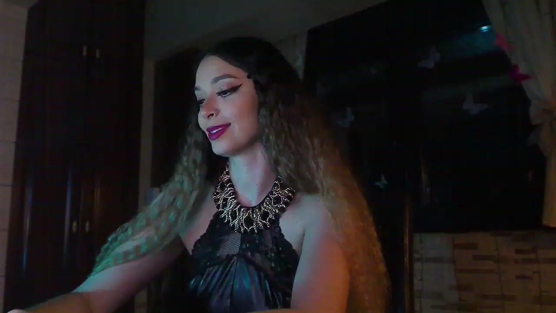 Gallery image thumbnail from No_bo_dy's myfreecams stream on, 04/26/2023, 01:03 image 6 of 20