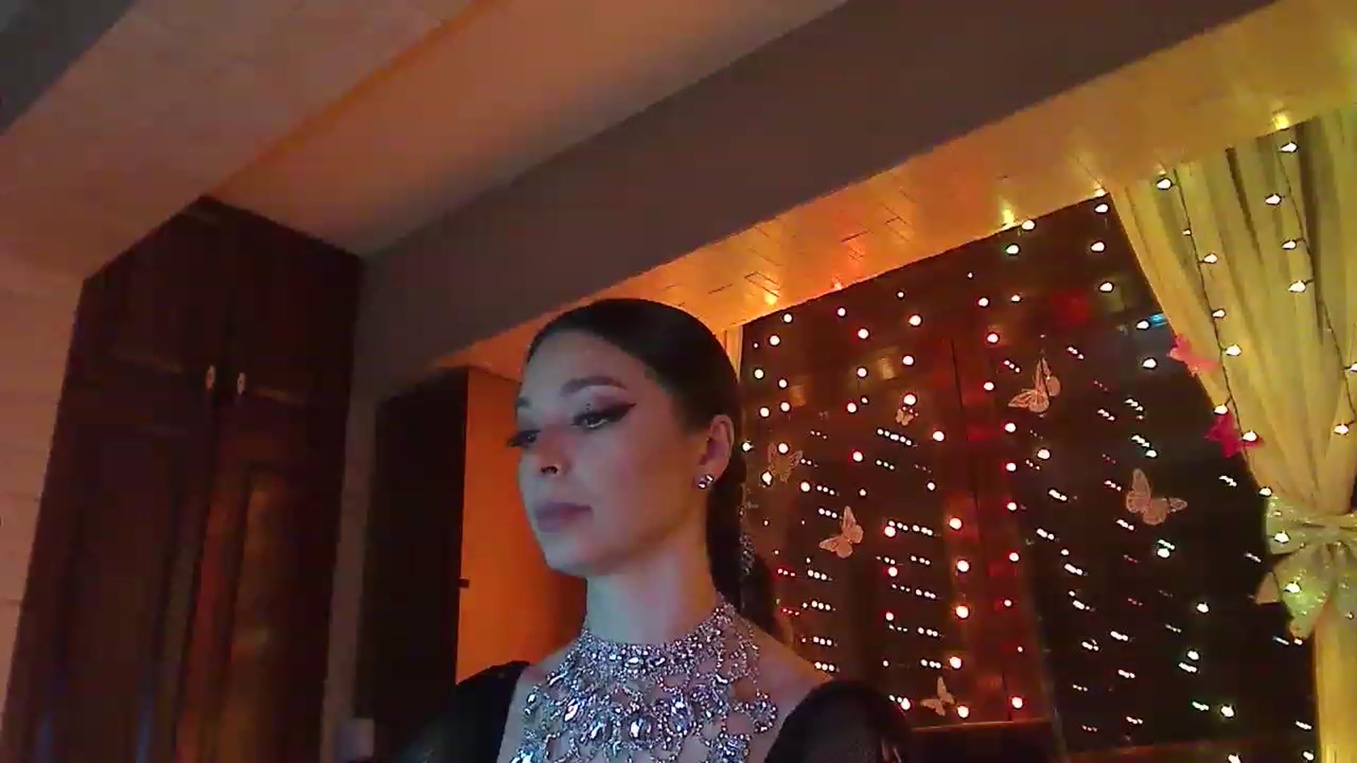Gallery image thumbnail from No_bo_dy's myfreecams stream on, 04/27/2023, 02:26 image 4 of 20