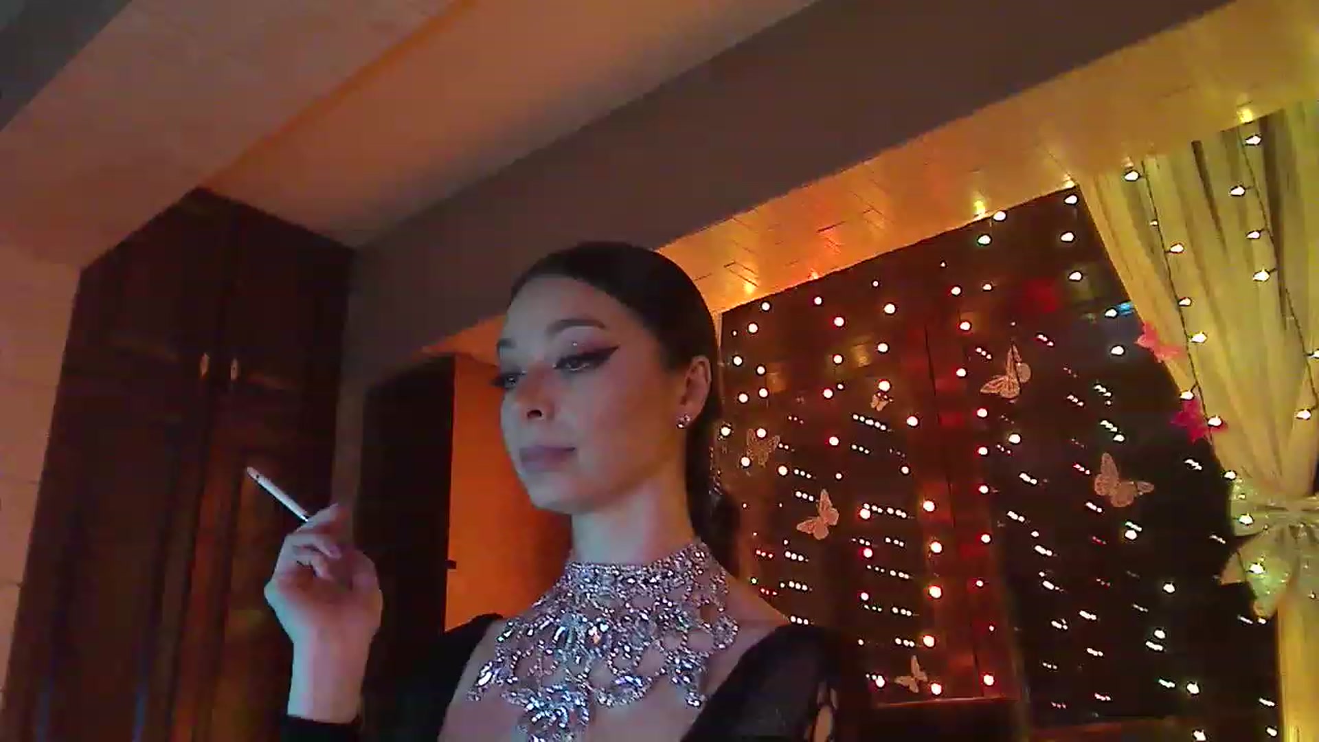 Gallery image thumbnail from No_bo_dy's myfreecams stream on, 04/27/2023, 02:26 image 3 of 20