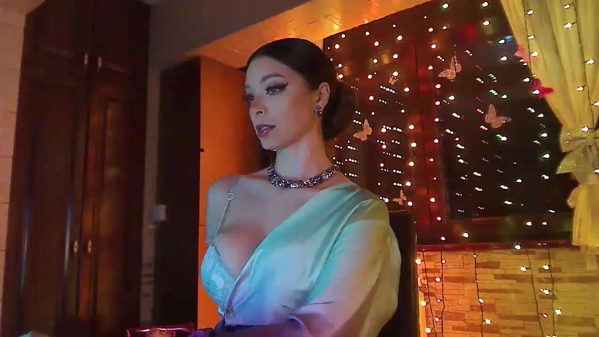 Gallery image thumbnail from No_bo_dy's myfreecams stream on, 04/29/2023, 23:50 image 8 of 20