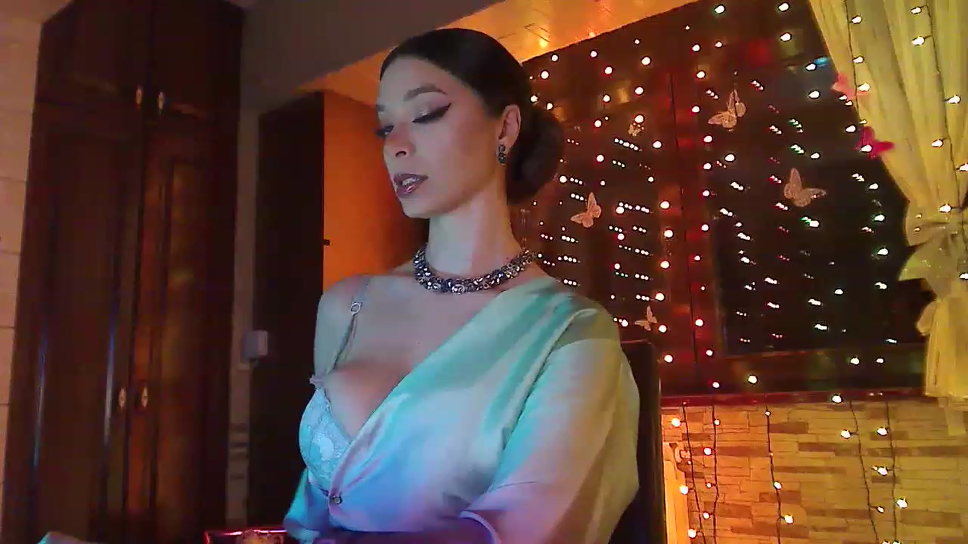 Gallery image thumbnail from No_bo_dy's myfreecams stream on, 04/29/2023, 23:50 image 7 of 20