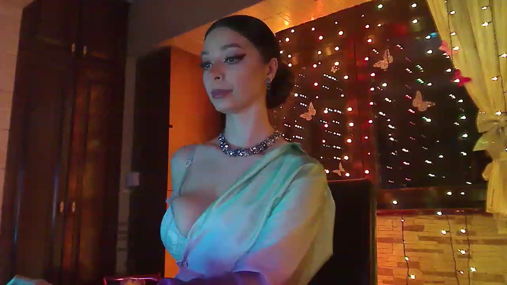 Gallery image thumbnail from No_bo_dy's myfreecams stream on, 04/30/2023, 02:21 image 7 of 20