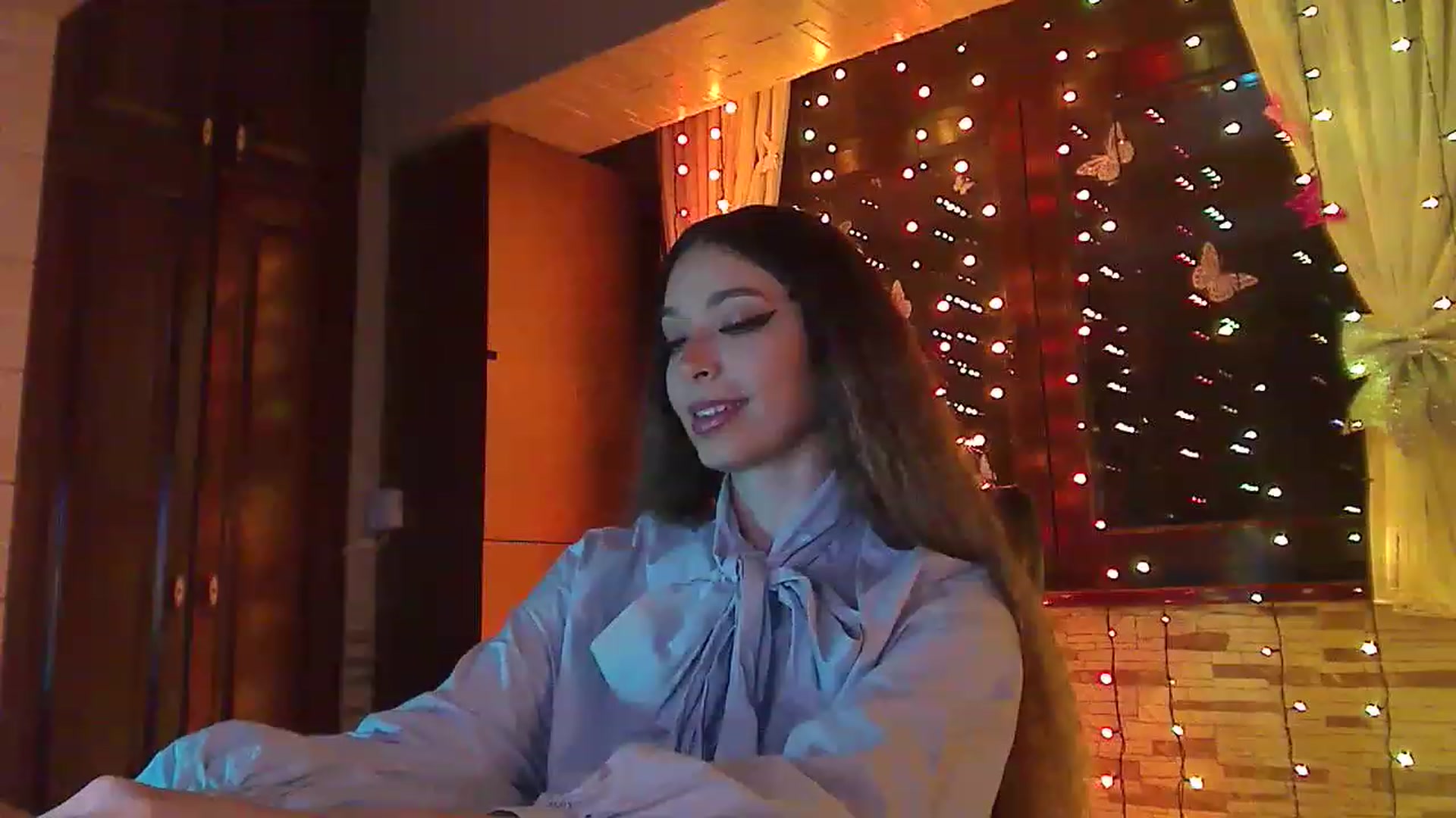 Gallery image thumbnail from No_bo_dy's myfreecams stream on, 05/03/2023, 01:42 image 9 of 20