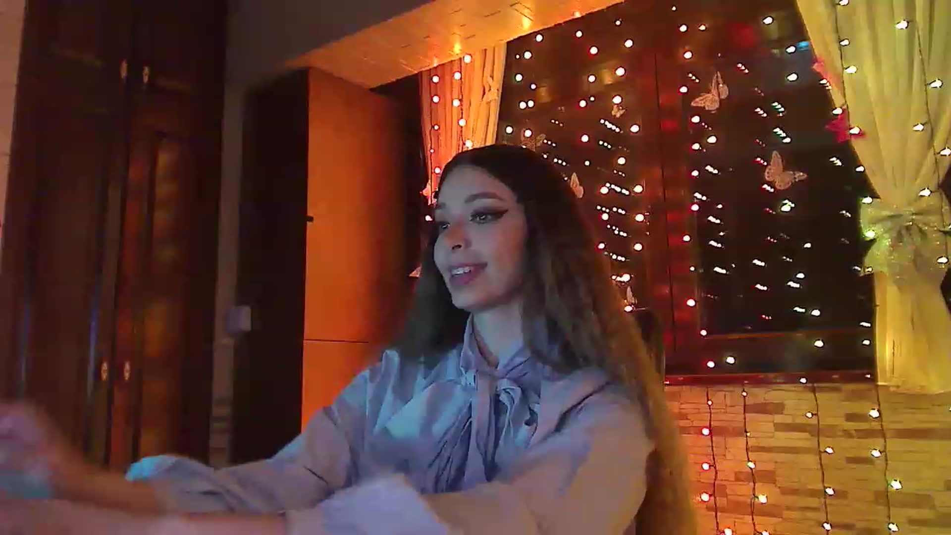 Gallery image thumbnail from No_bo_dy's myfreecams stream on, 05/03/2023, 01:42 image 19 of 20