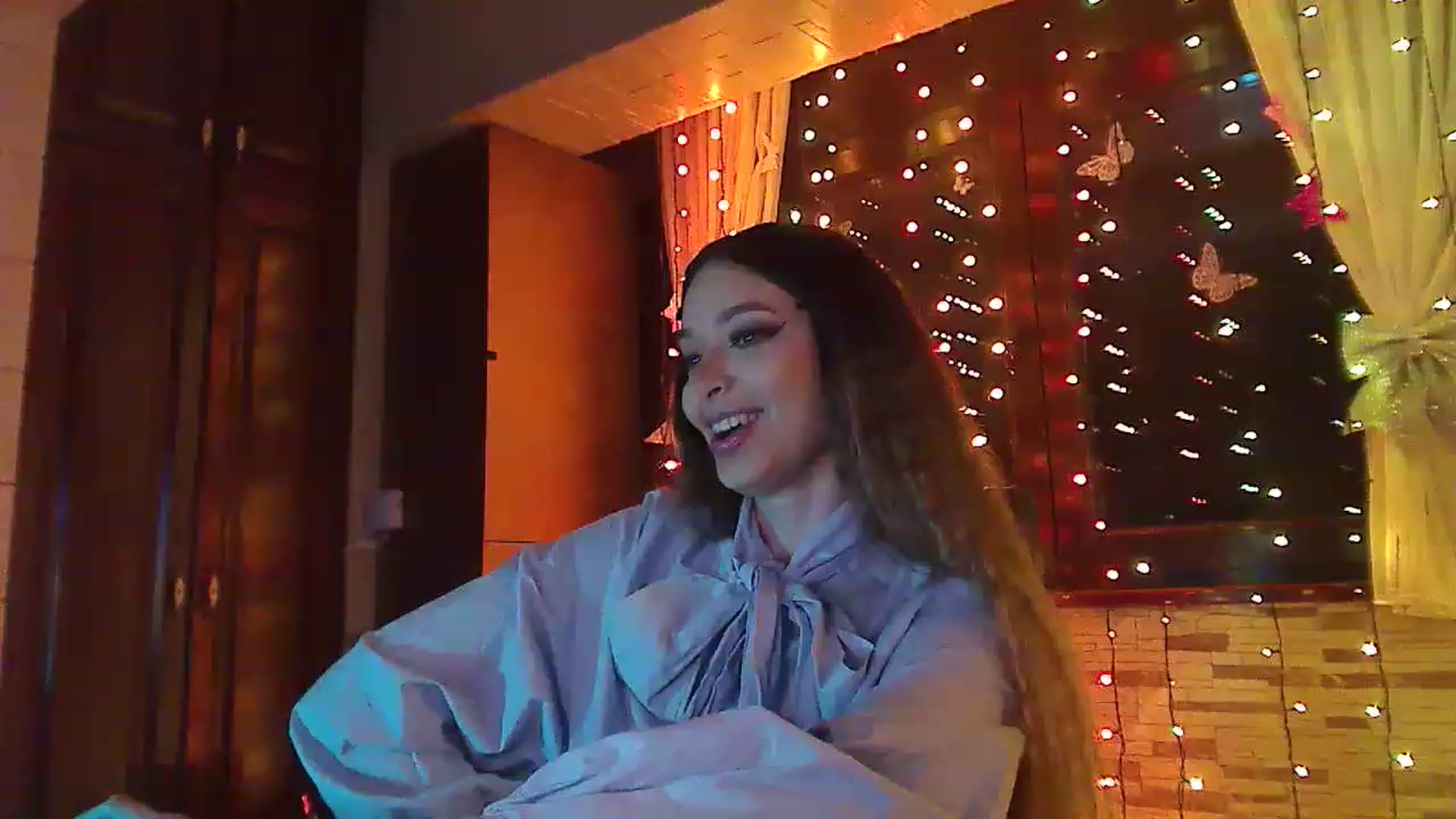 Gallery image thumbnail from No_bo_dy's myfreecams stream on, 05/03/2023, 01:42 image 11 of 20