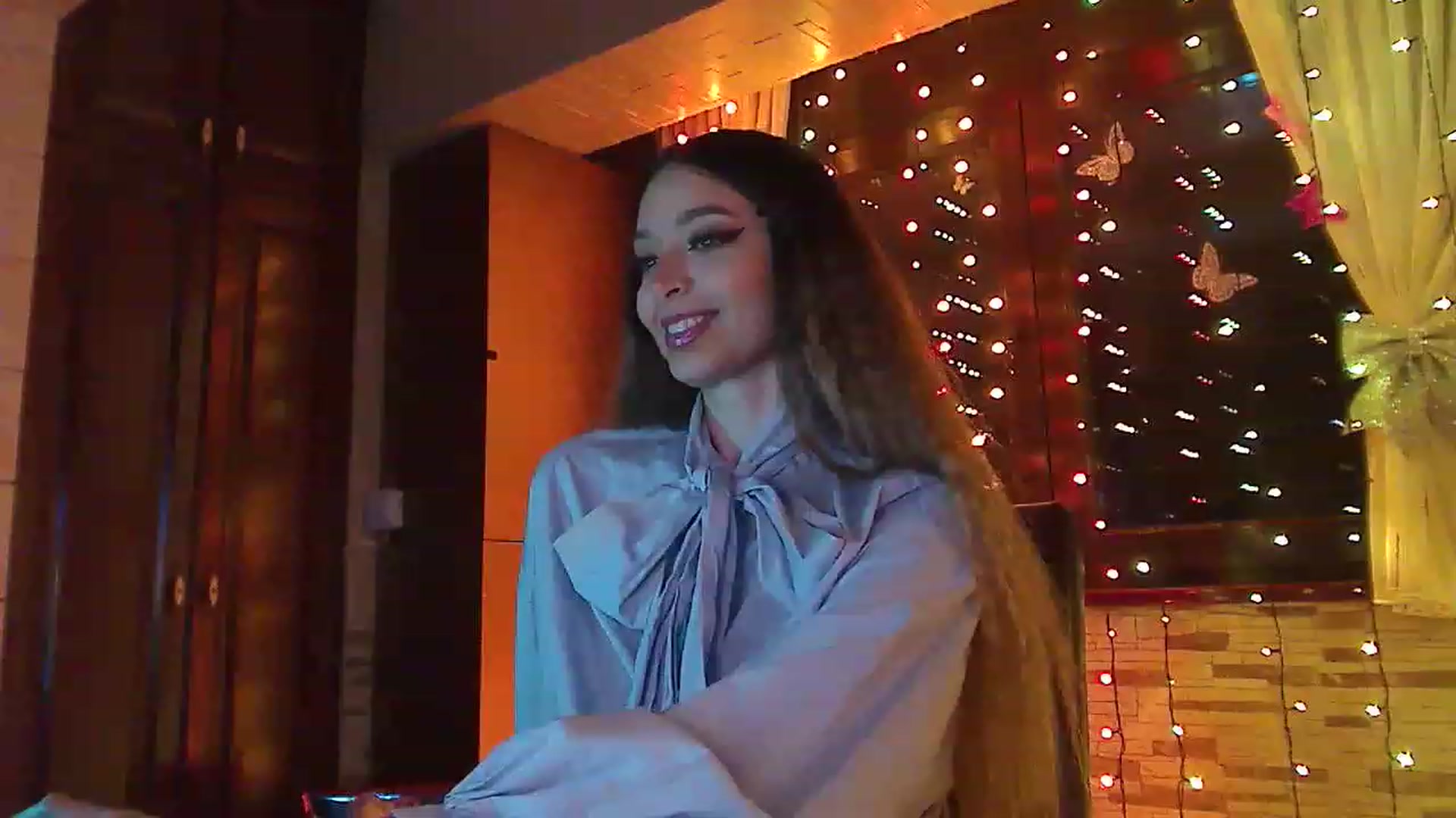 Gallery image thumbnail from No_bo_dy's myfreecams stream on, 05/03/2023, 01:42 image 4 of 20