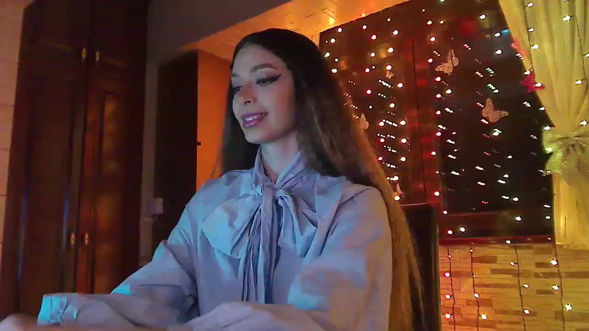 Gallery image thumbnail from No_bo_dy's myfreecams stream on, 05/03/2023, 01:42 image 5 of 20
