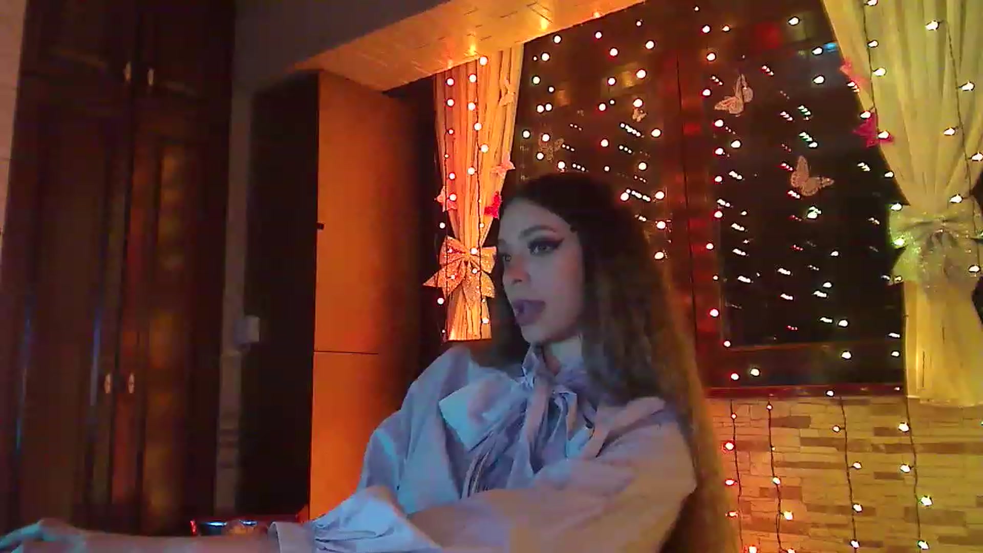 Gallery image thumbnail from No_bo_dy's myfreecams stream on, 05/03/2023, 01:42 image 18 of 20