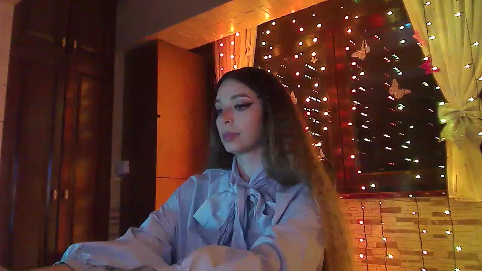 Gallery image thumbnail from No_bo_dy's myfreecams stream on, 05/03/2023, 02:09 image 6 of 20