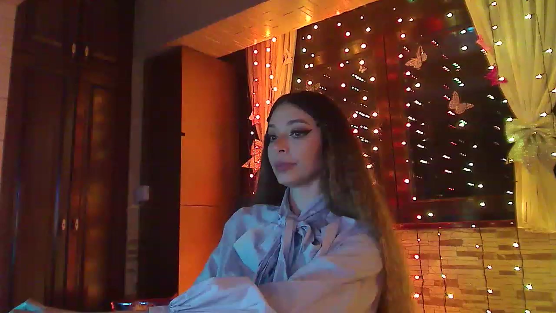 Gallery image thumbnail from No_bo_dy's myfreecams stream on, 05/03/2023, 02:09 image 7 of 20