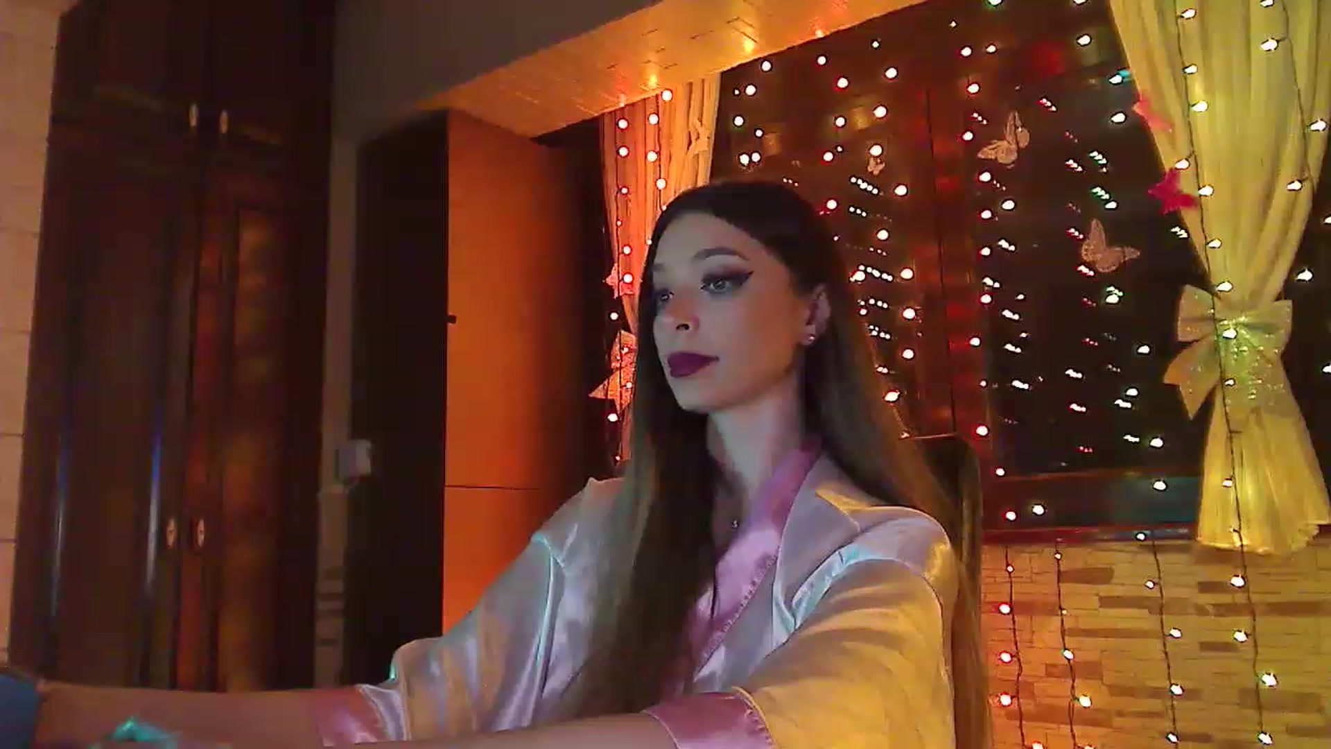 Gallery image thumbnail from No_bo_dy's myfreecams stream on, 05/06/2023, 01:35 image 20 of 20