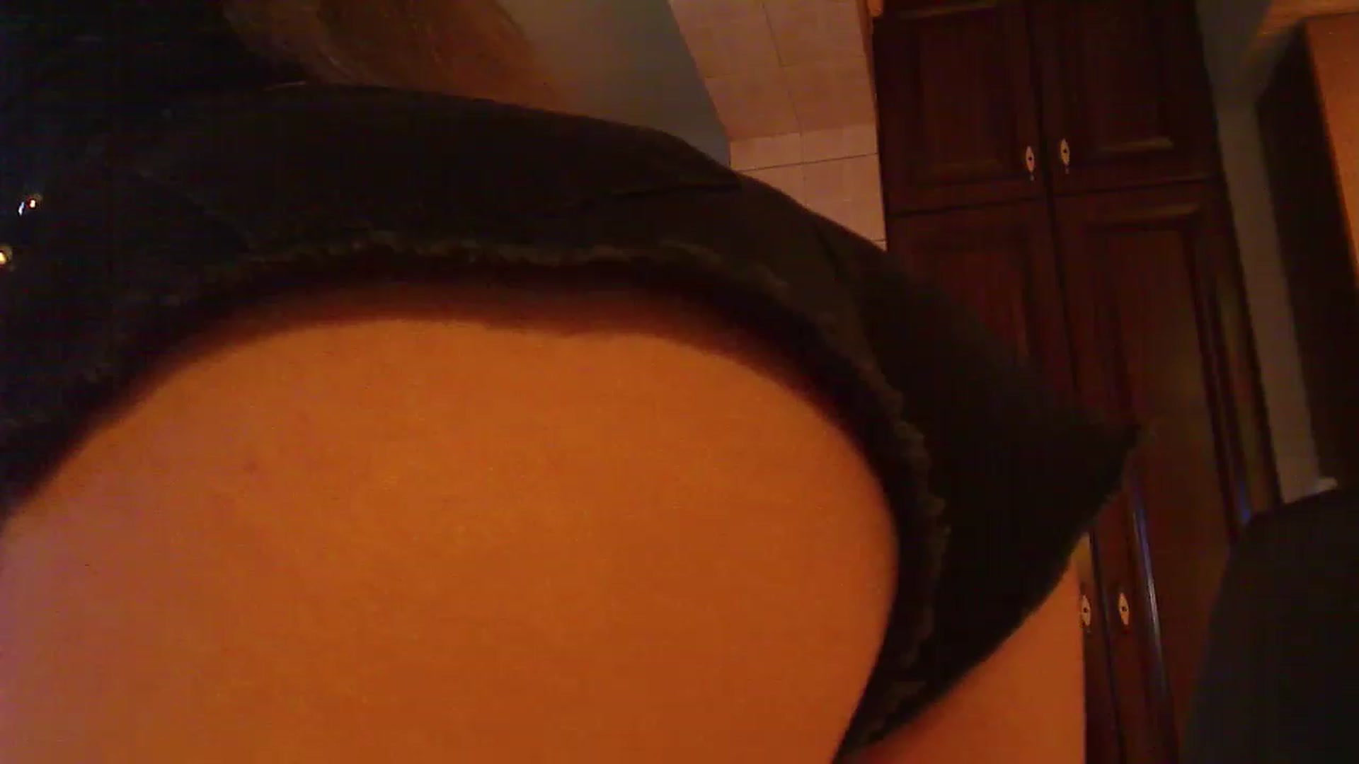 Gallery image thumbnail from No_bo_dy's myfreecams stream on, 05/06/2023, 01:35 image 6 of 20
