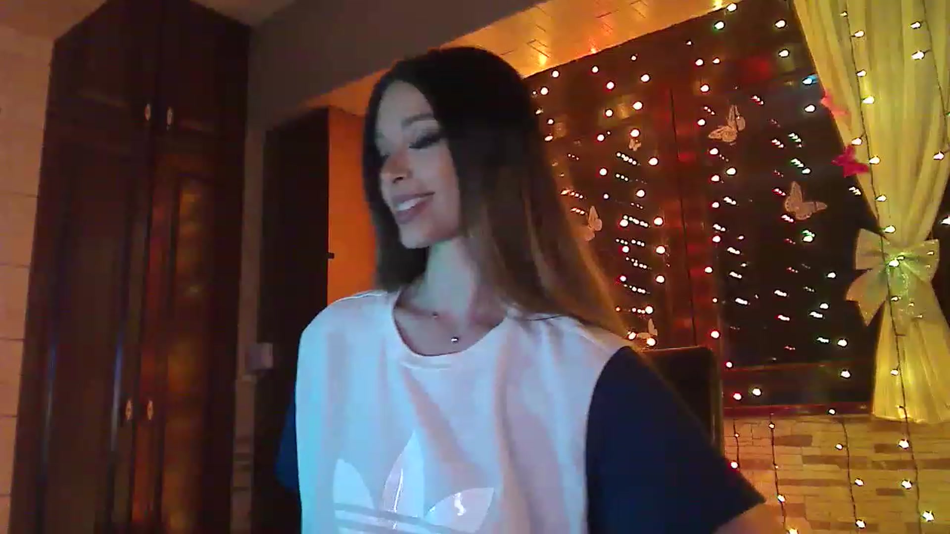 Gallery image thumbnail from No_bo_dy's myfreecams stream on, 05/06/2023, 23:07 image 3 of 20