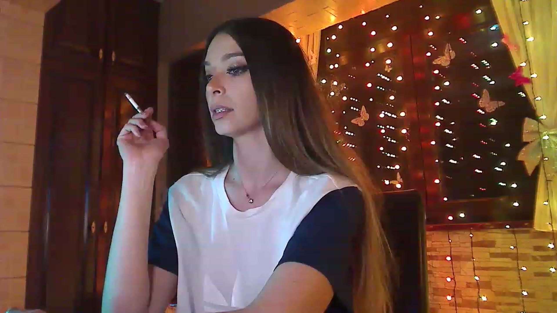 Gallery image thumbnail from No_bo_dy's myfreecams stream on, 05/07/2023, 02:00 image 20 of 20