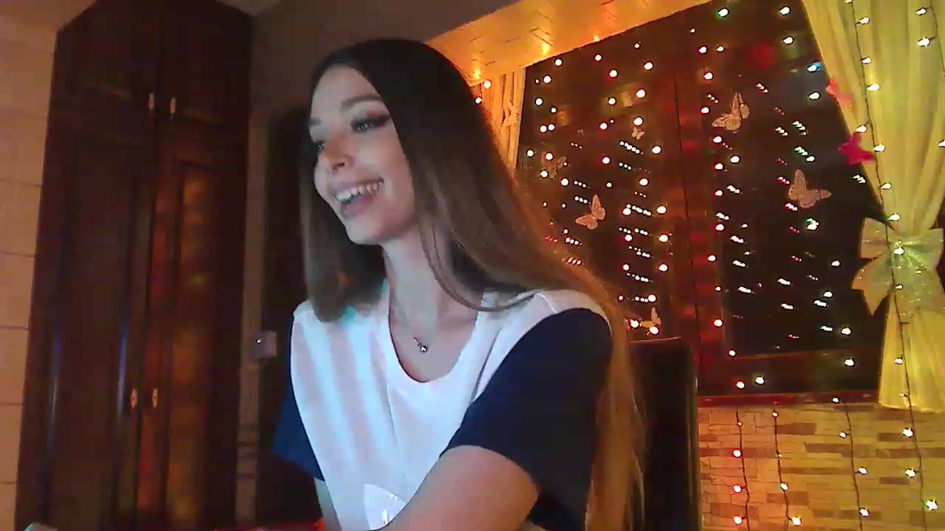 Gallery image thumbnail from No_bo_dy's myfreecams stream on, 05/07/2023, 02:00 image 9 of 20