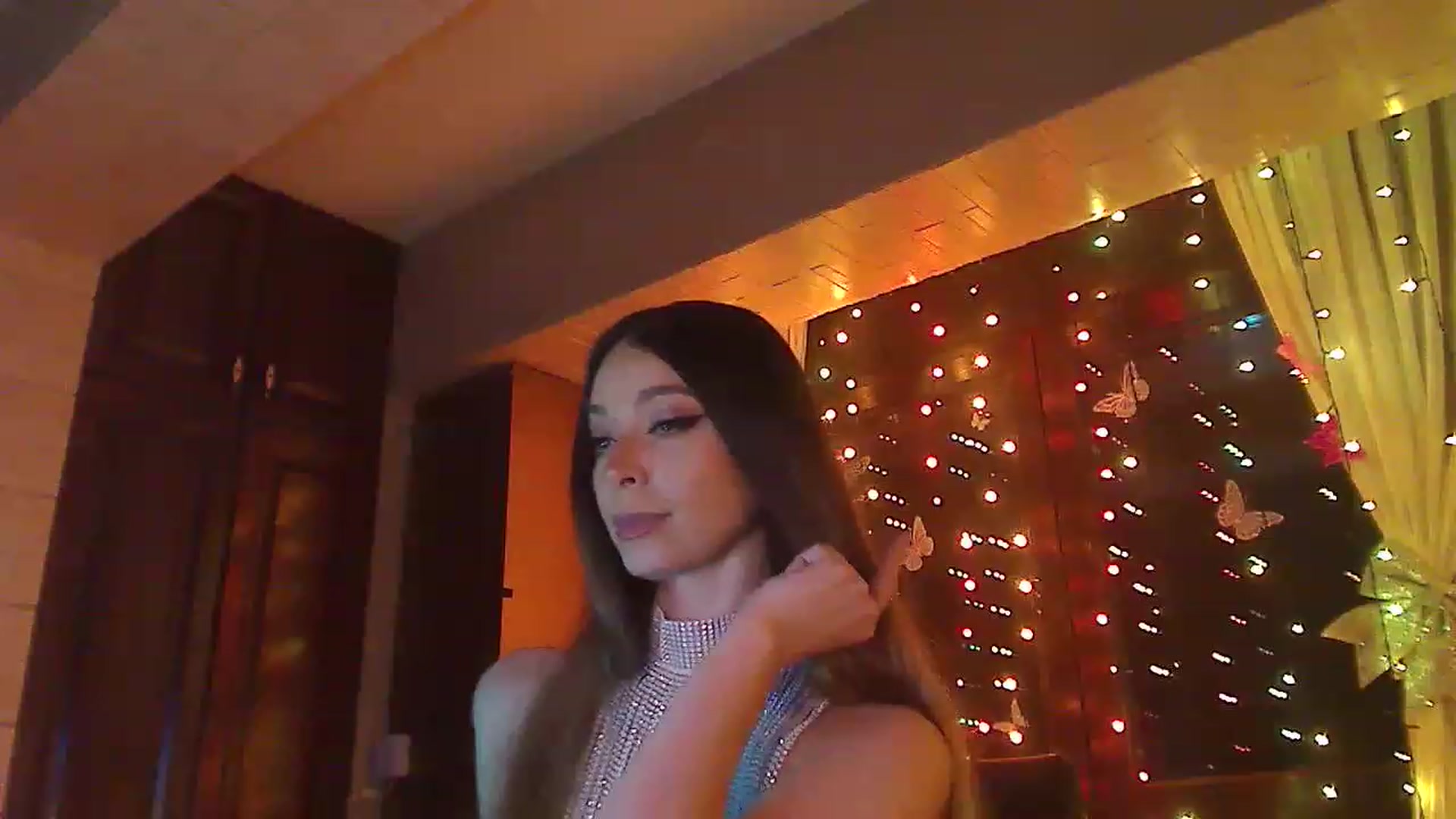 Gallery image thumbnail from No_bo_dy's myfreecams stream on, 05/10/2023, 03:04 image 6 of 20