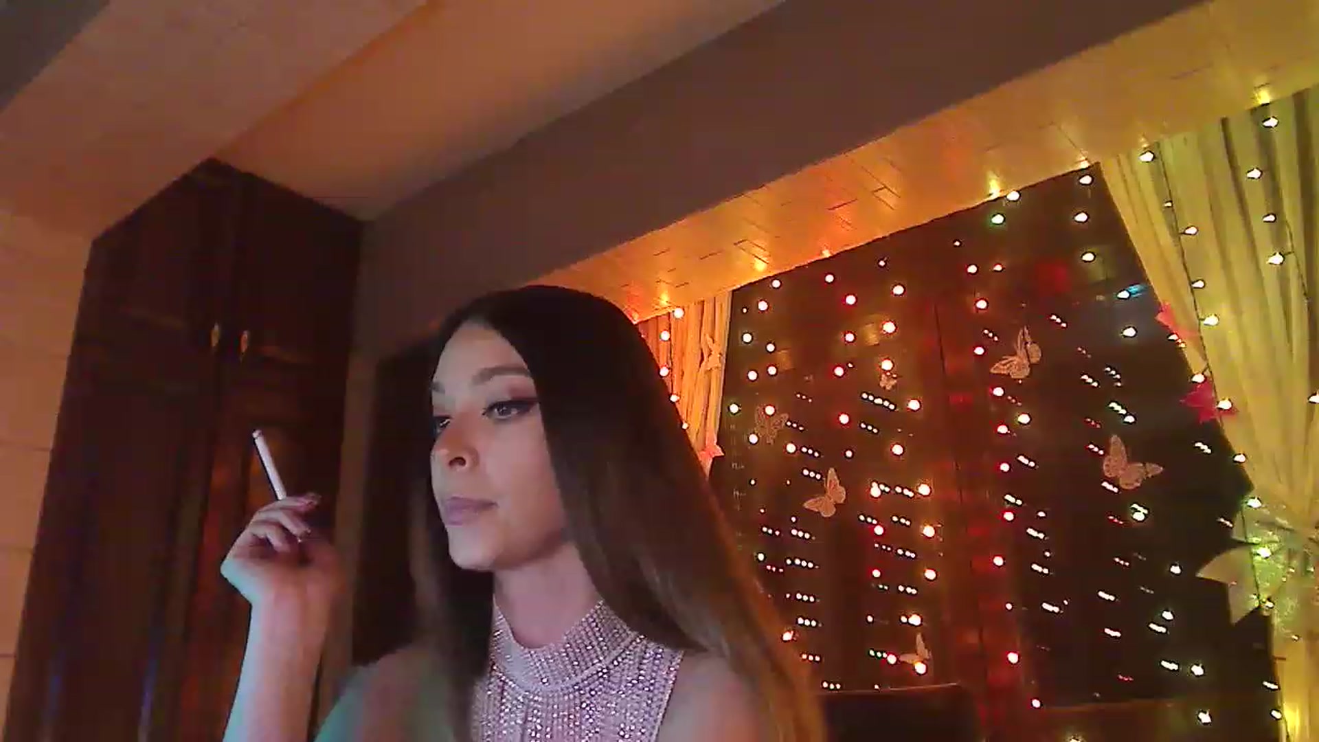Gallery image thumbnail from No_bo_dy's myfreecams stream on, 05/10/2023, 03:04 image 4 of 20