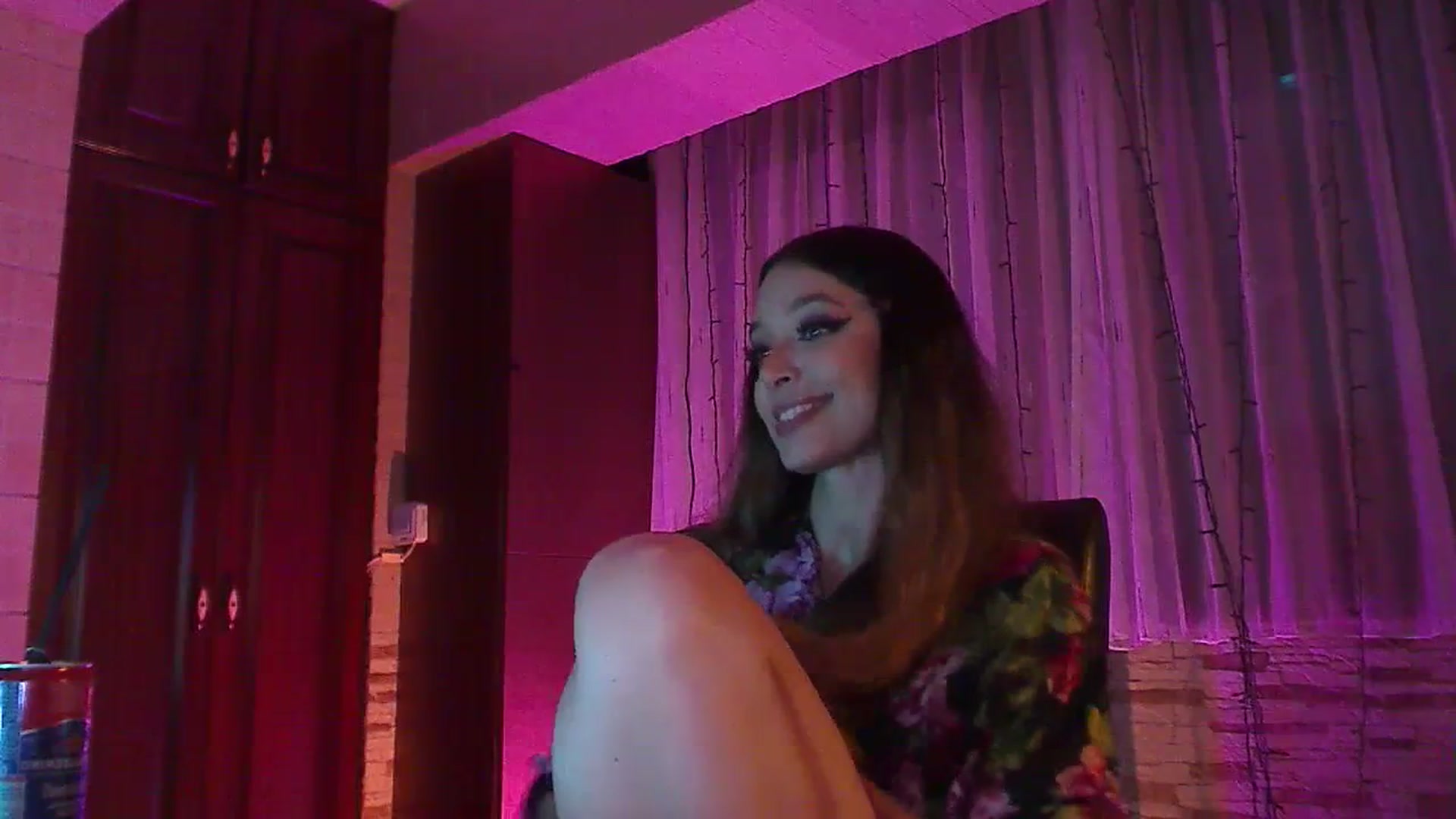 Gallery image thumbnail from No_bo_dy's myfreecams stream on, 07/06/2023, 02:01 image 15 of 20