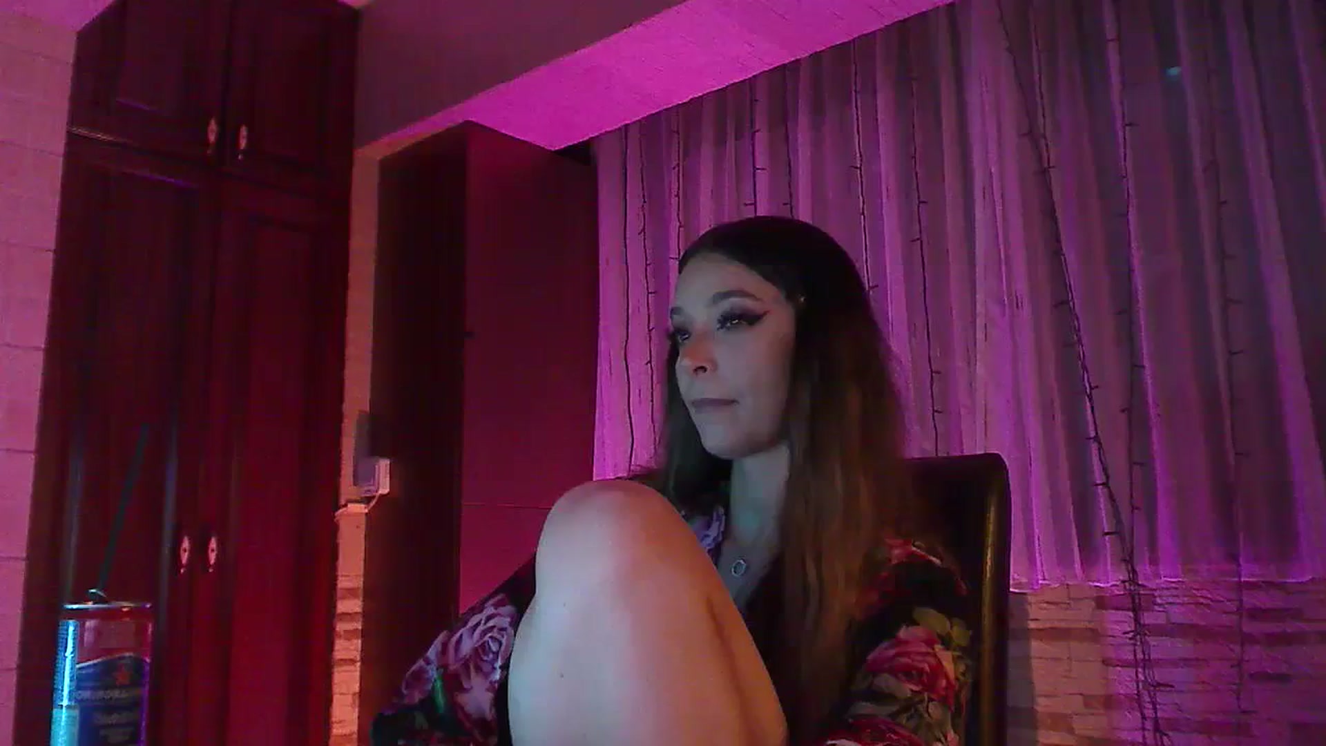 Gallery image thumbnail from No_bo_dy's myfreecams stream on, 07/06/2023, 02:01 image 11 of 20