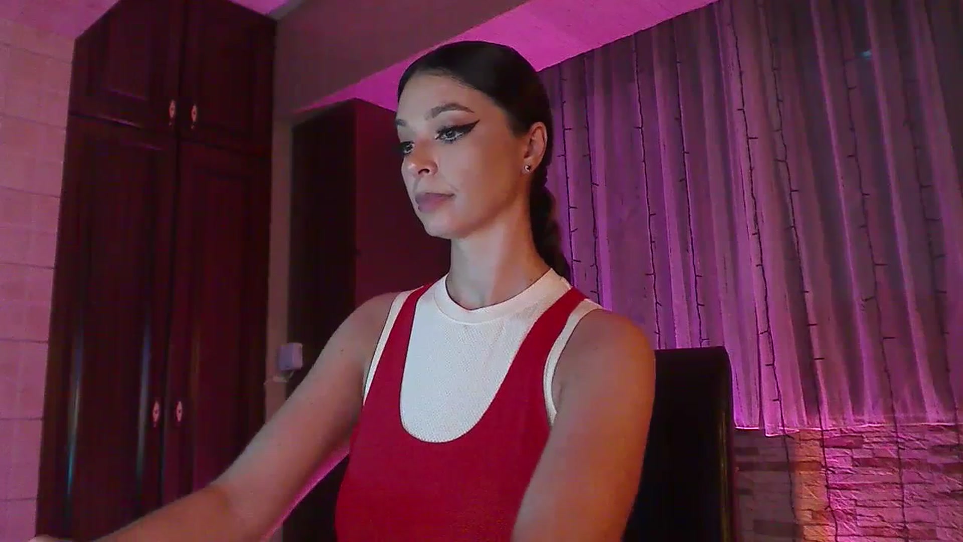 Gallery image thumbnail from No_bo_dy's myfreecams stream on, 07/13/2023, 01:55 image 19 of 20