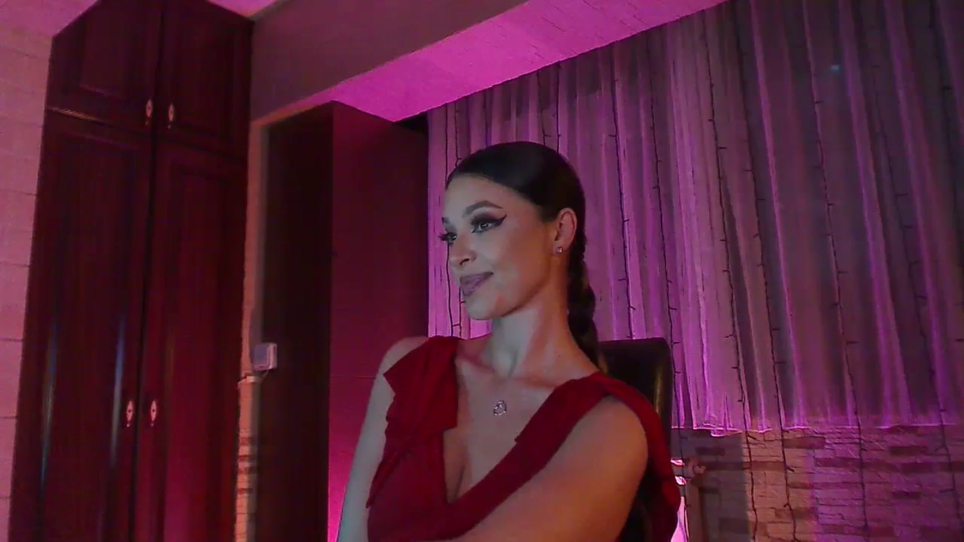 Gallery image thumbnail from No_bo_dy's myfreecams stream on, 07/15/2023, 24:23 image 11 of 20
